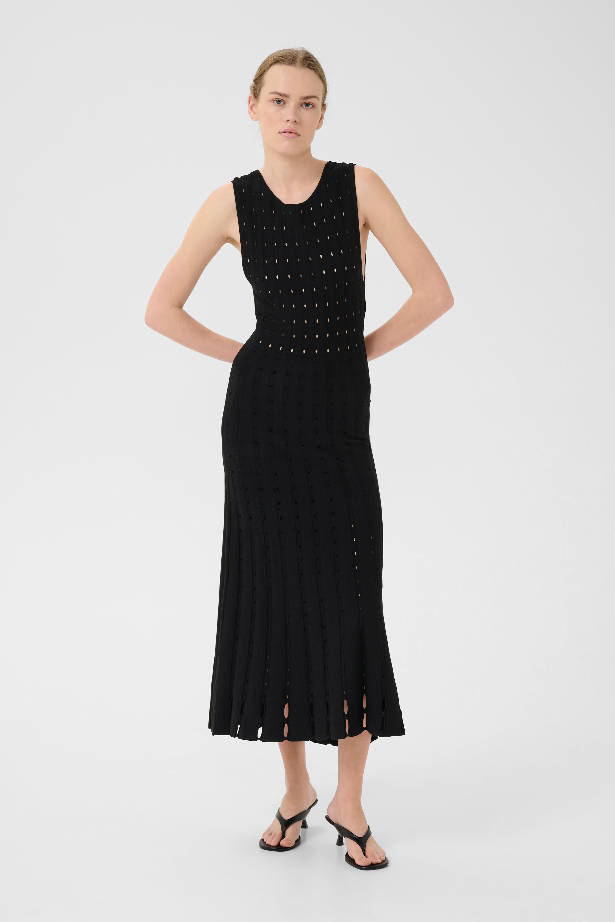 GZmuriel Dress LOOKBOOK FRONT 10910252-100017