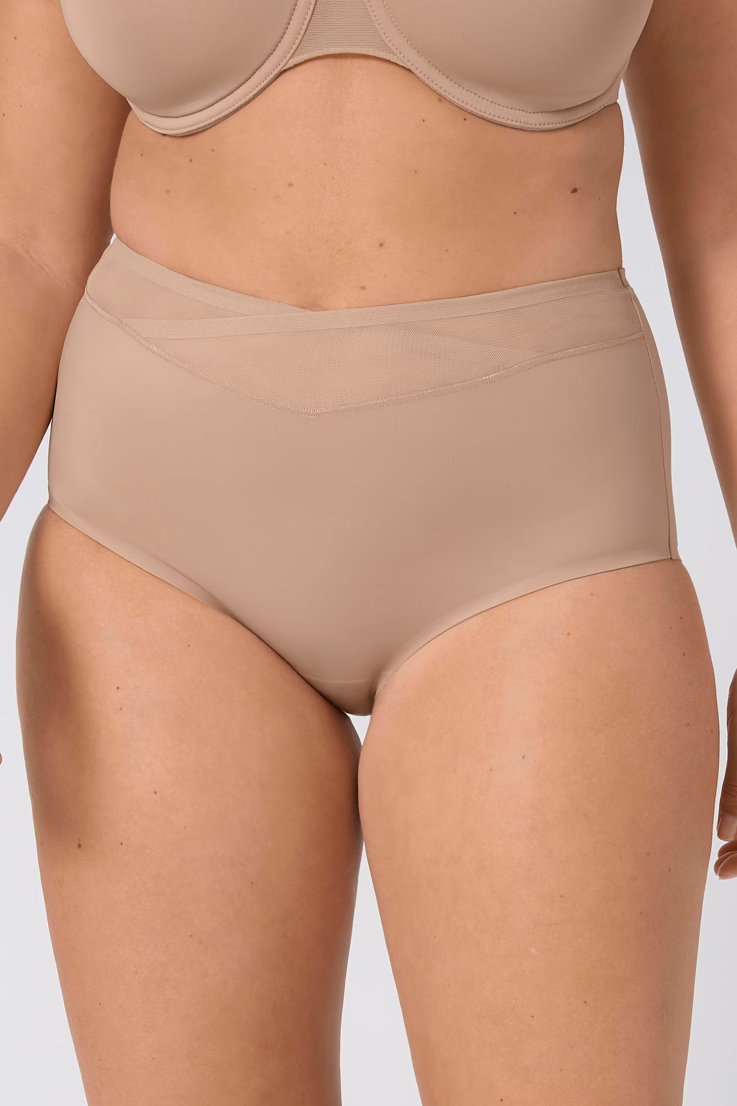 True Shape Sensation Maxi Trusse LOOKBOOK FRONT 40500037-T6106