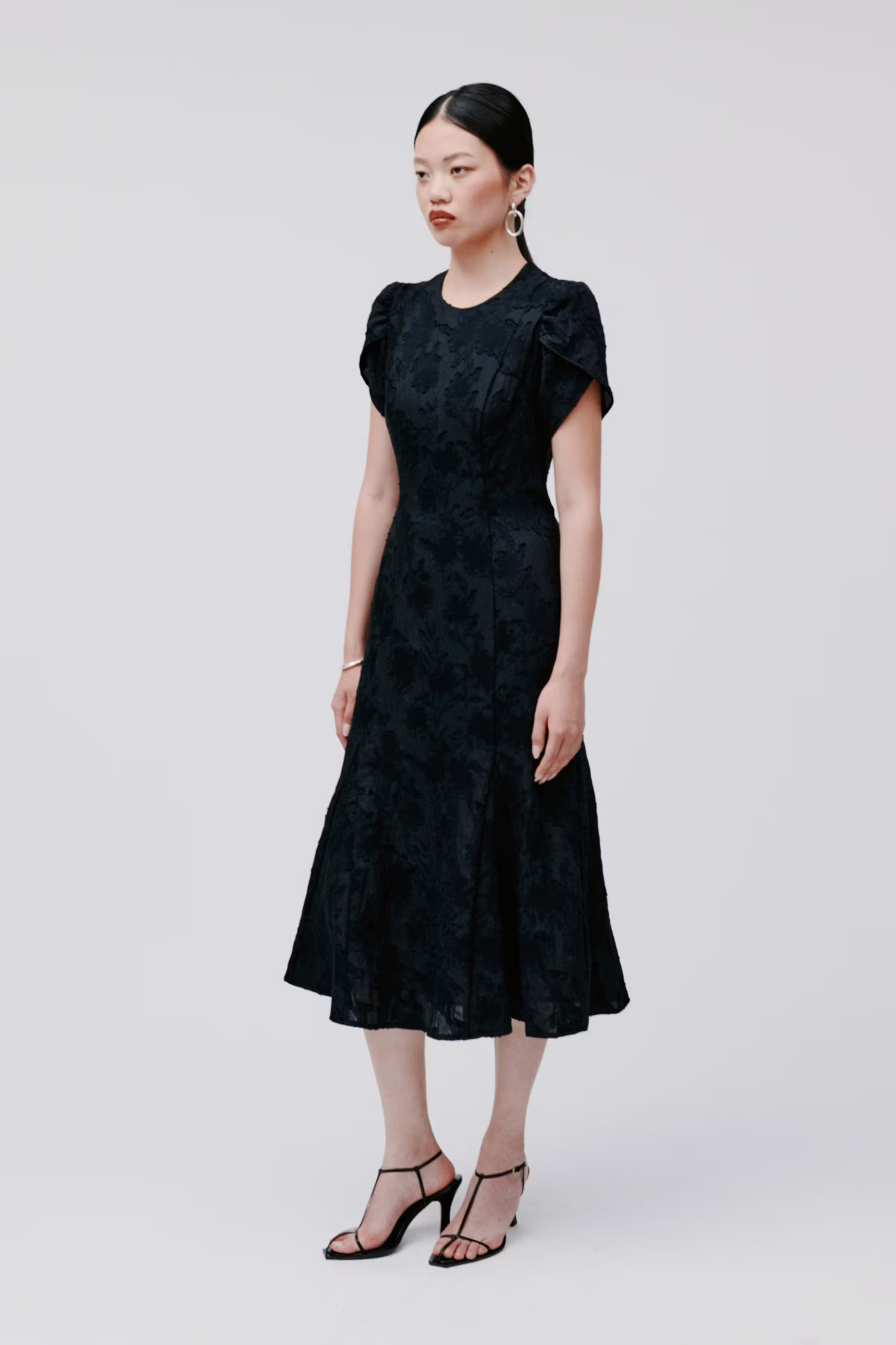 NASRIN Dress LOOKBOOK FRONT 30600663-BK999