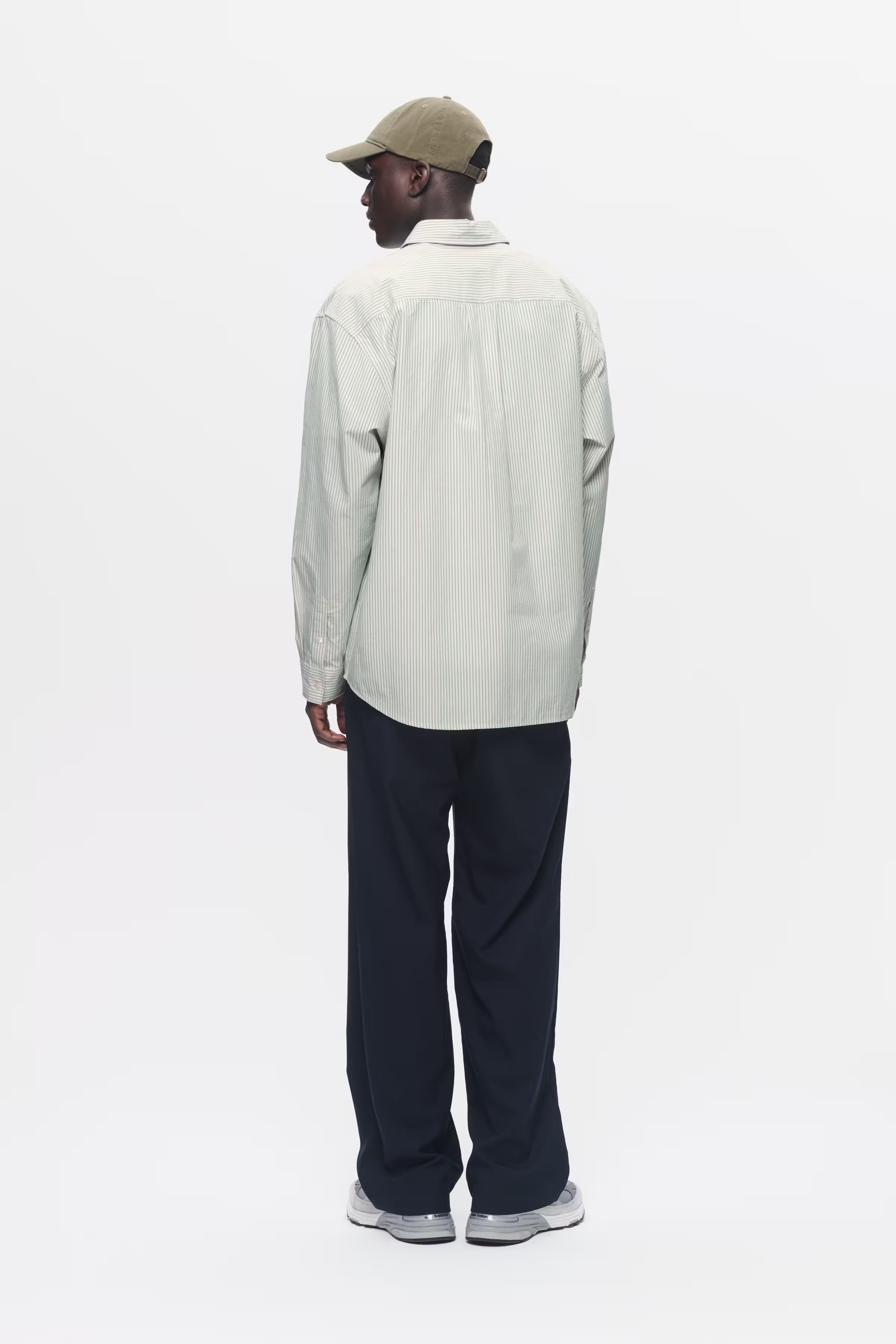 WWDay Shirt LOOKBOOK BACK 30250056-165106