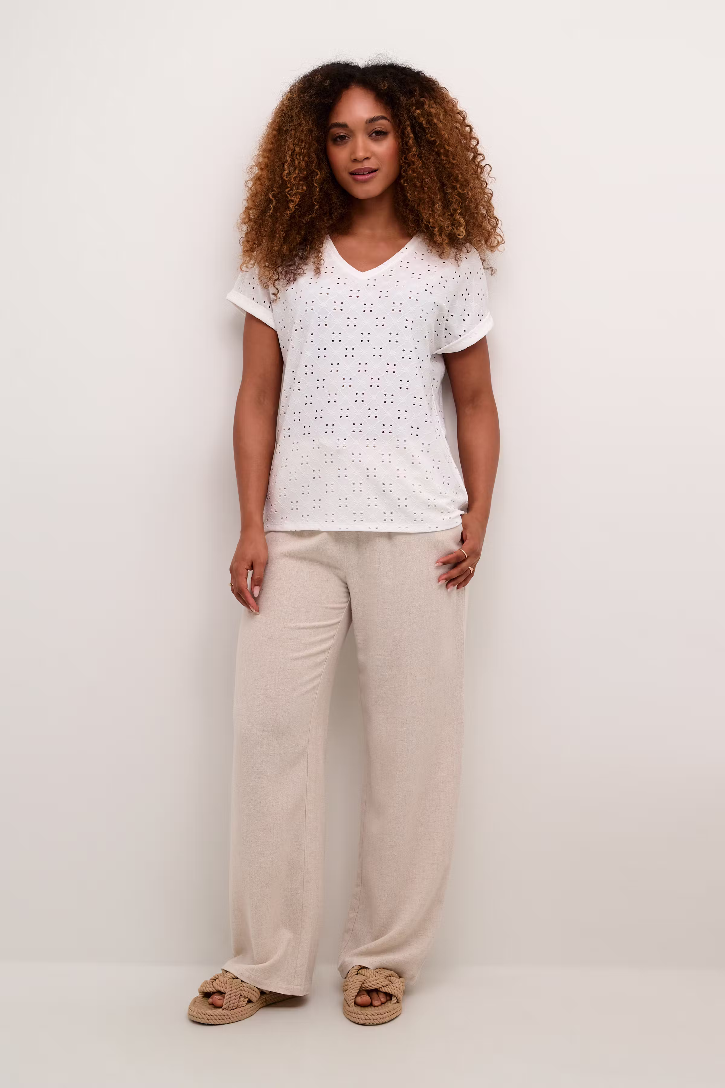 LCSina Blus LOOKBOOK FRONT 10613242-110601