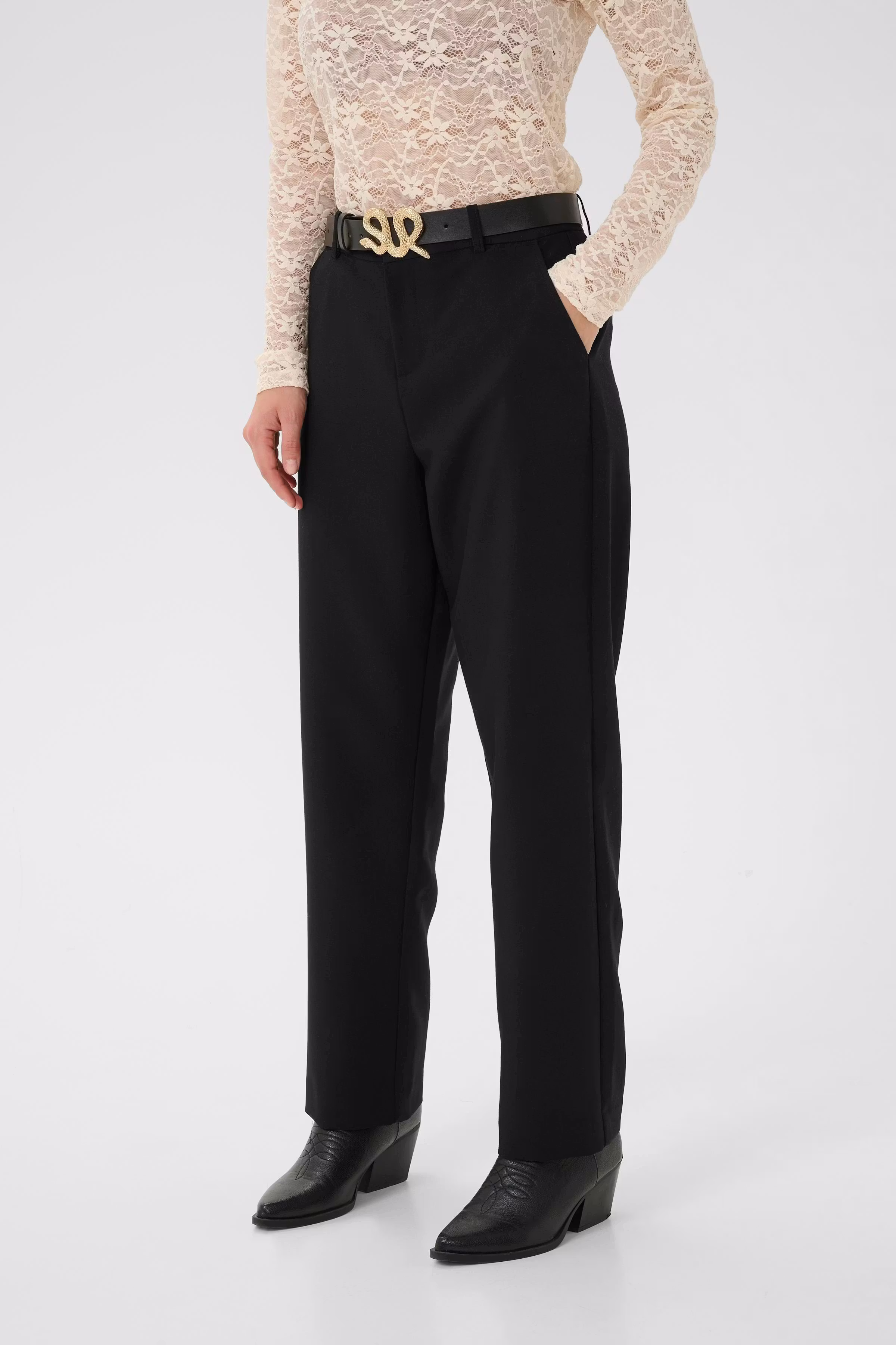 CRVeronica Bukser LOOKBOOK FRONT 10614287-100120