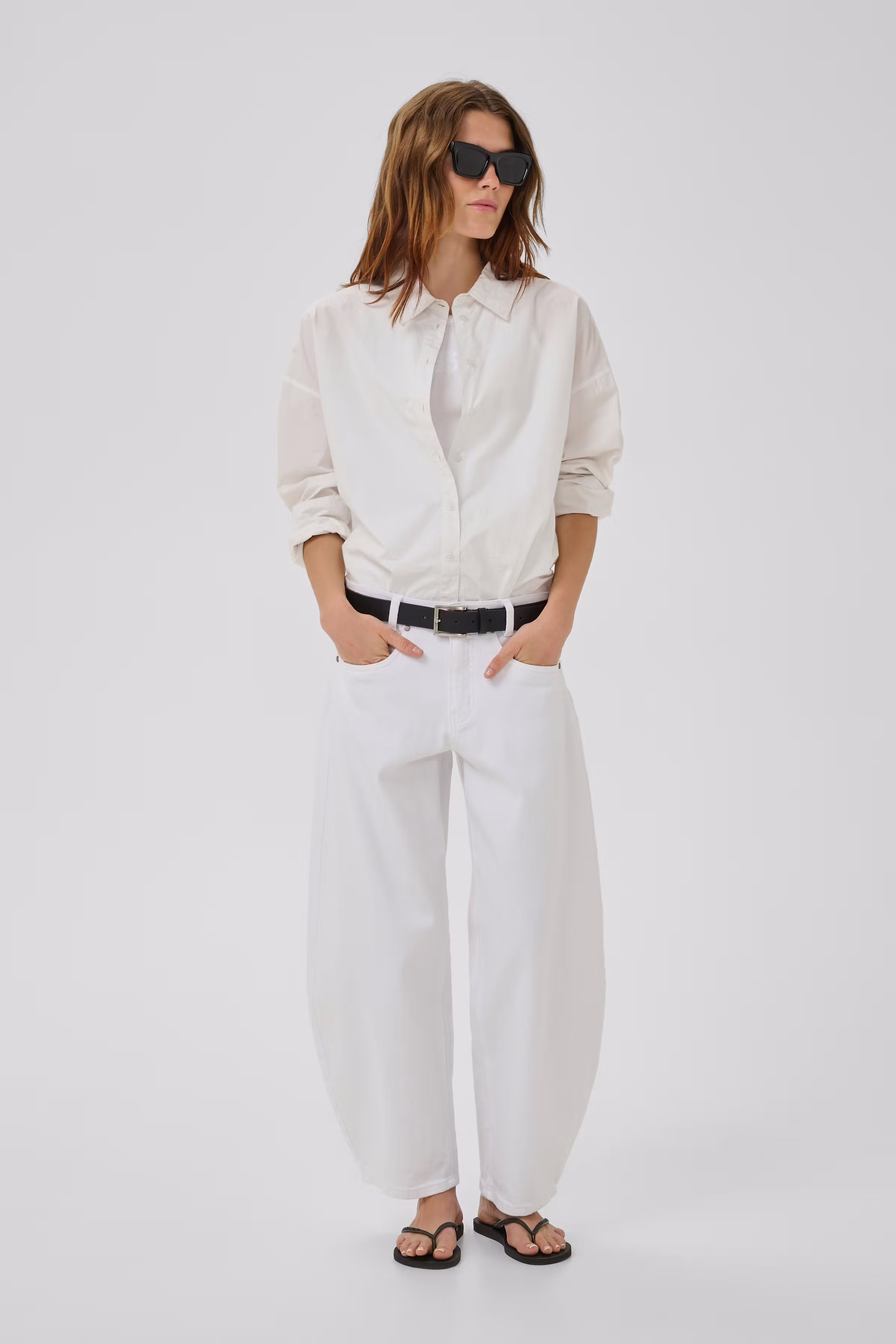 03 THE BOXY SHIRT LOCATION NONE 10705728-110601