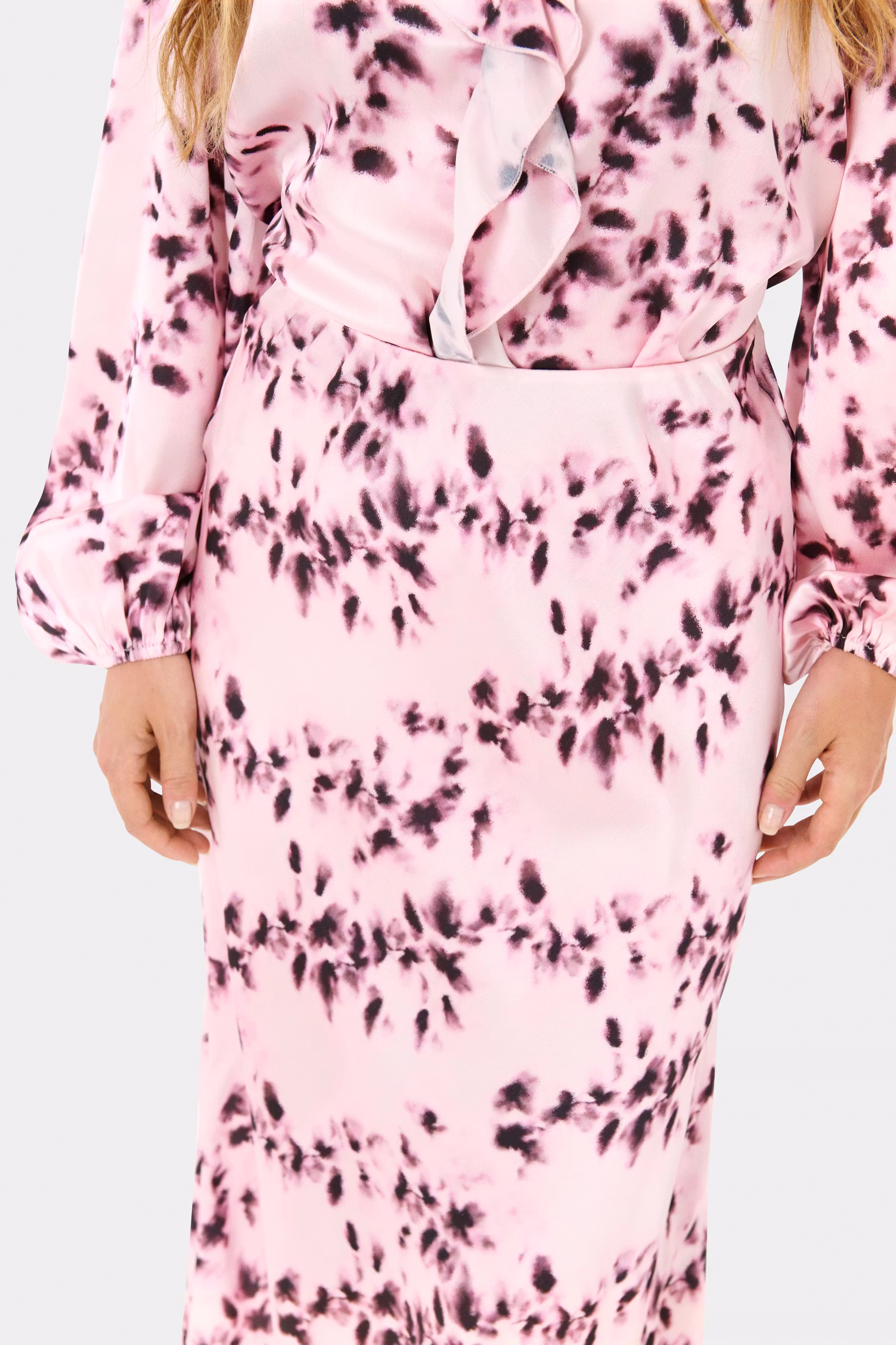 NellaSZ Skjørt LOOKBOOK DETAIL 30514552-304328