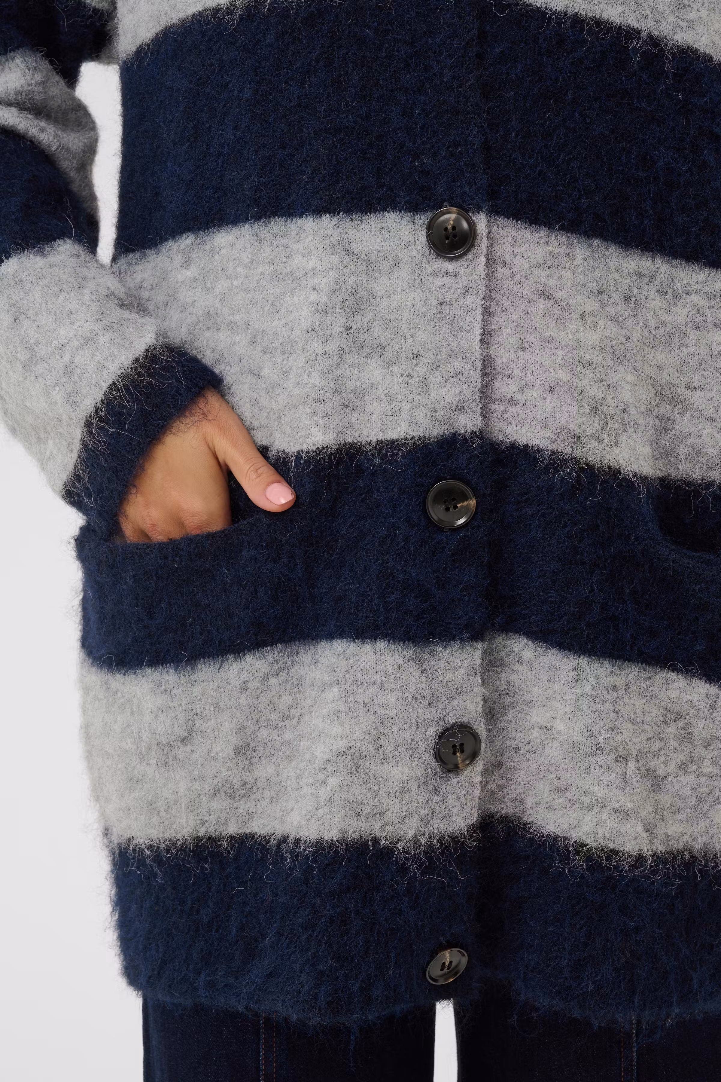 TayzieSZ Cardigan LOOKBOOK DETAIL 30515376-305238