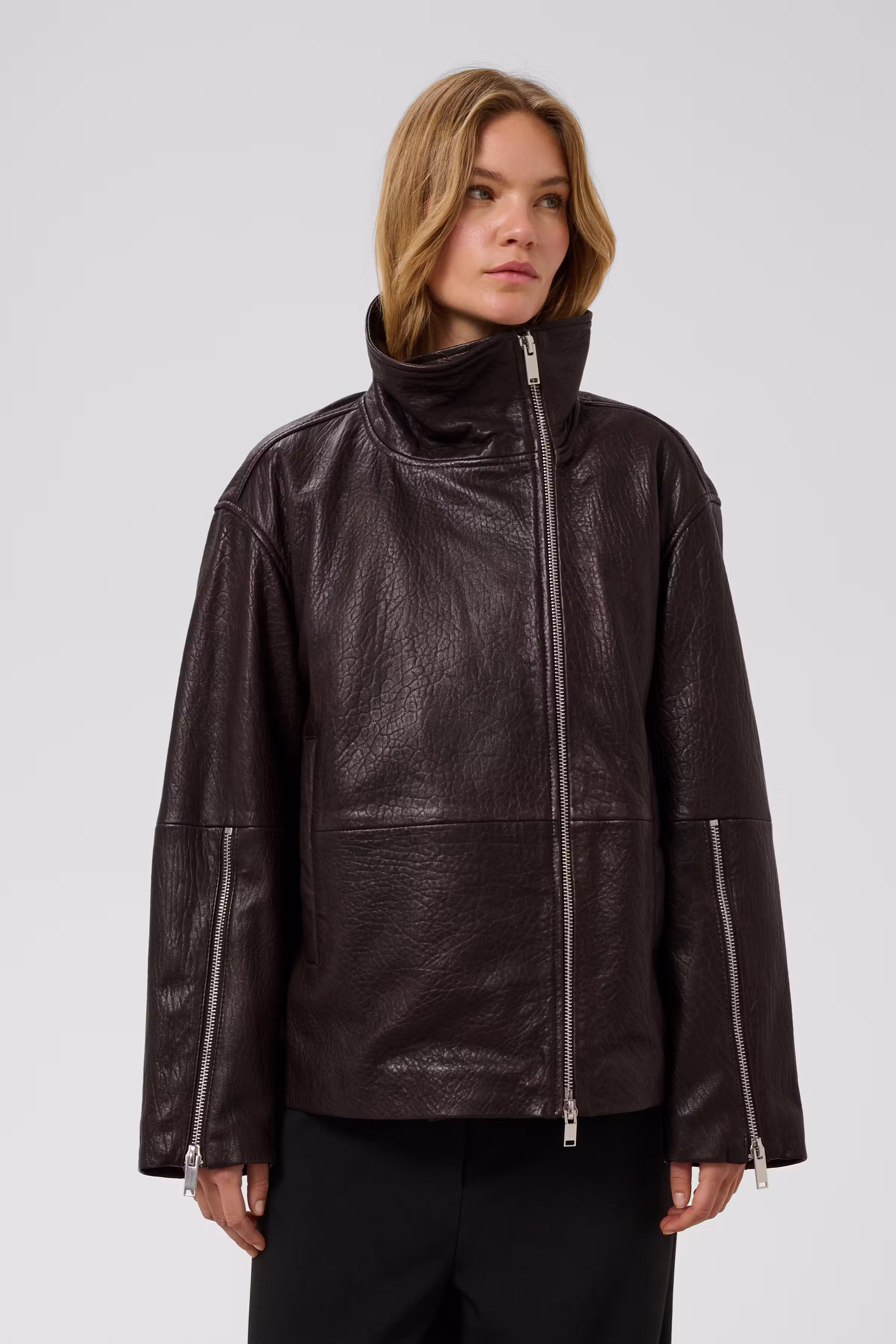 SLGinnie Casual Leather Jacket LOOKBOOK FRONT 30409430-191018