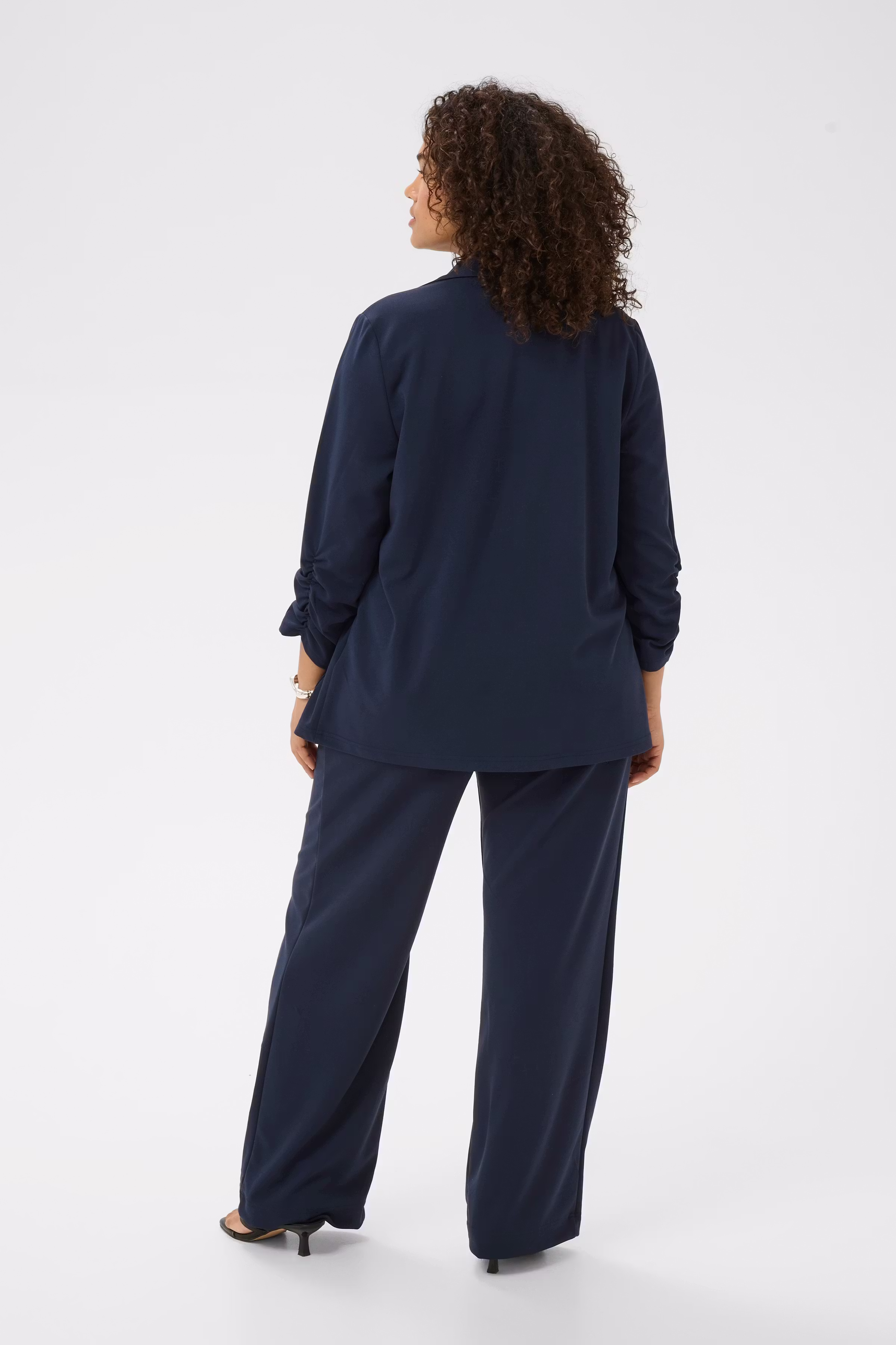 KCpheolo Blazer LOOKBOOK BACK 10584092-194020