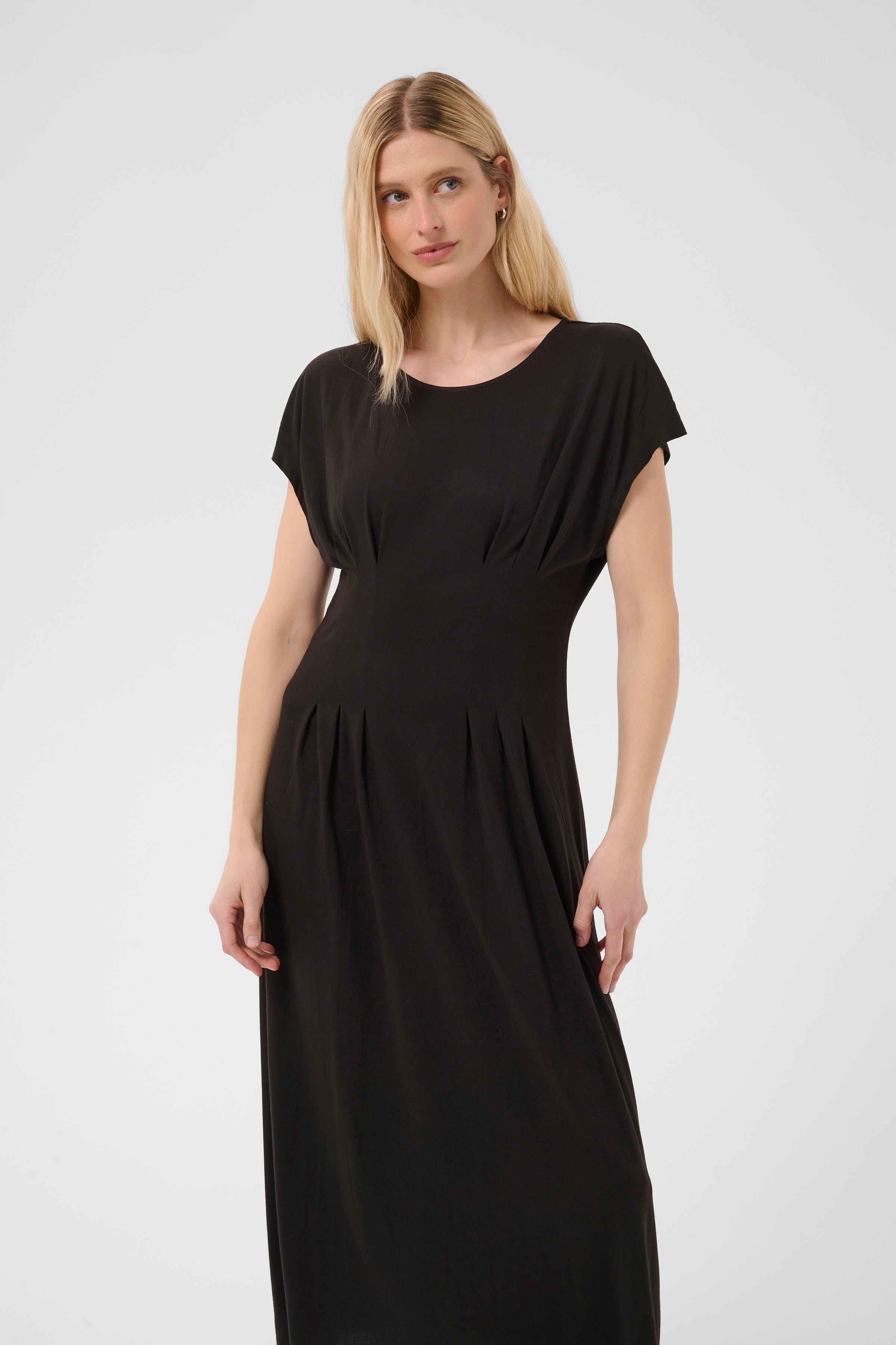DimanPW Kjole LOOKBOOK FRONT 30310700-194008
