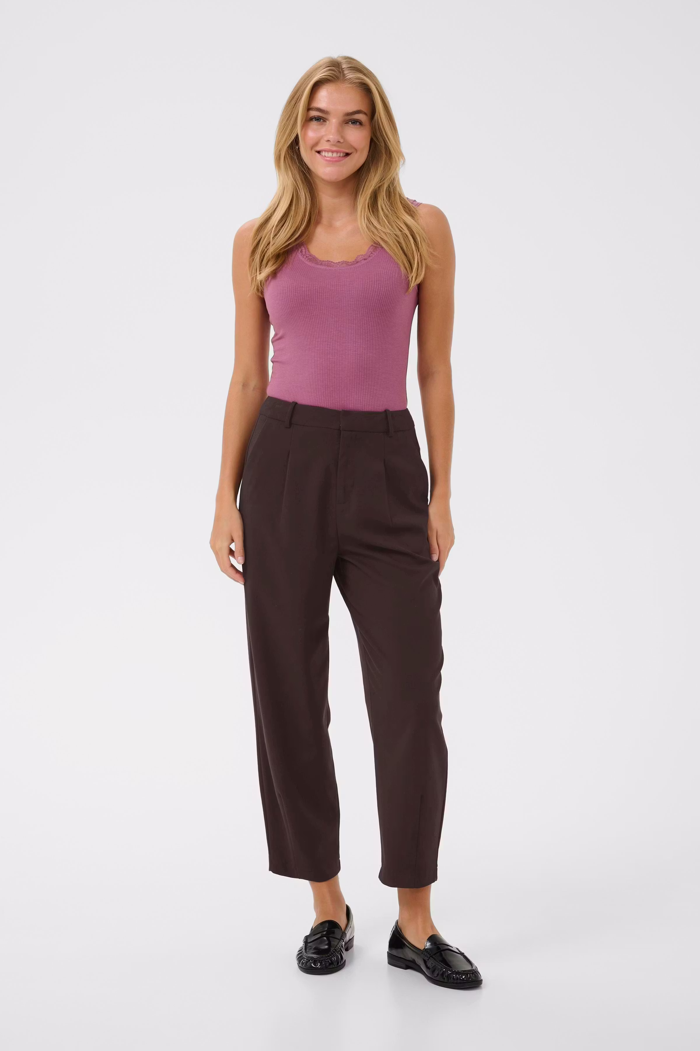 KAmerle Hose LOOKBOOK FRONT 10504769-191111