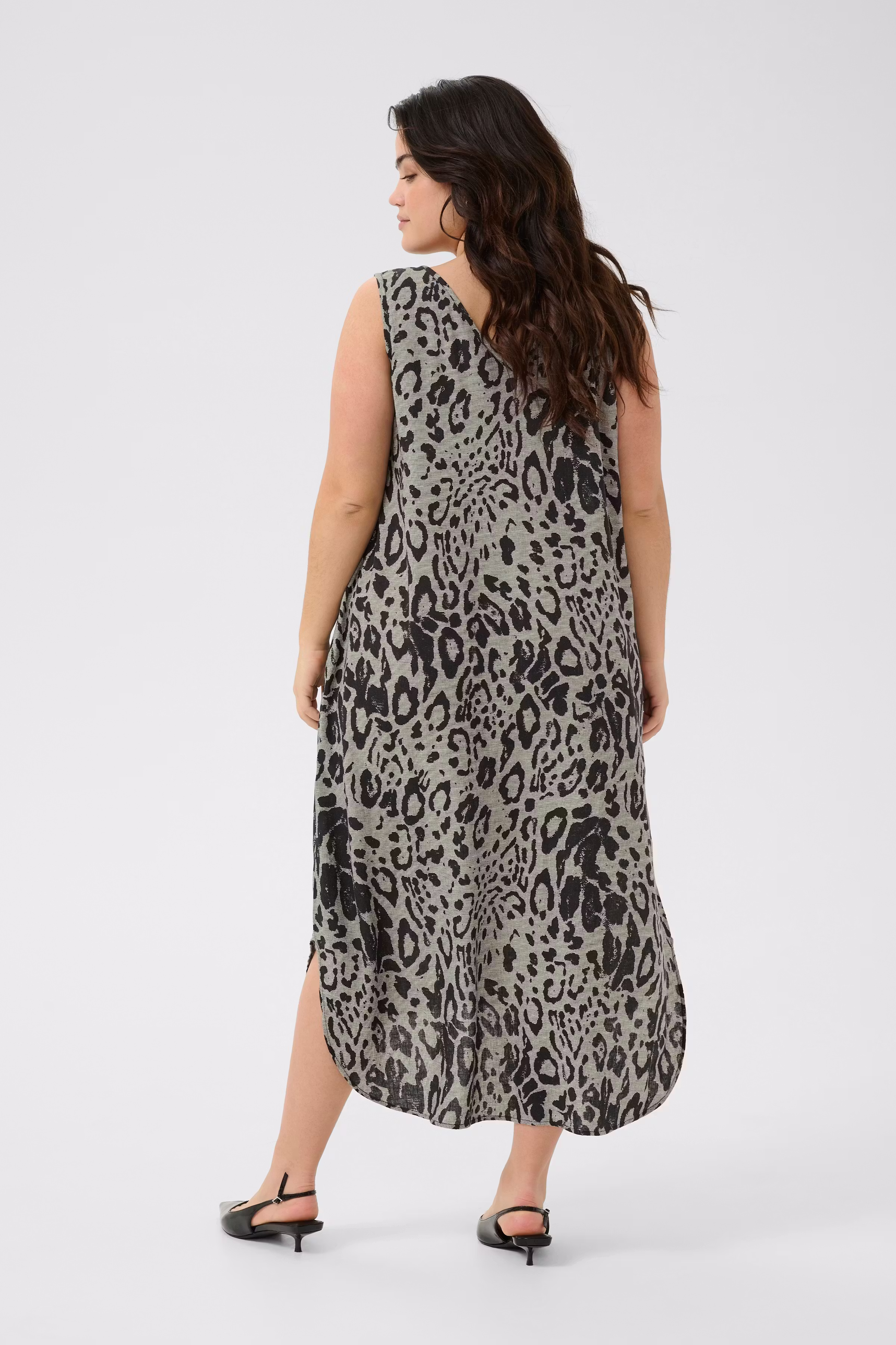 KCmille Kleid LOOKBOOK BACK 10582214-107126