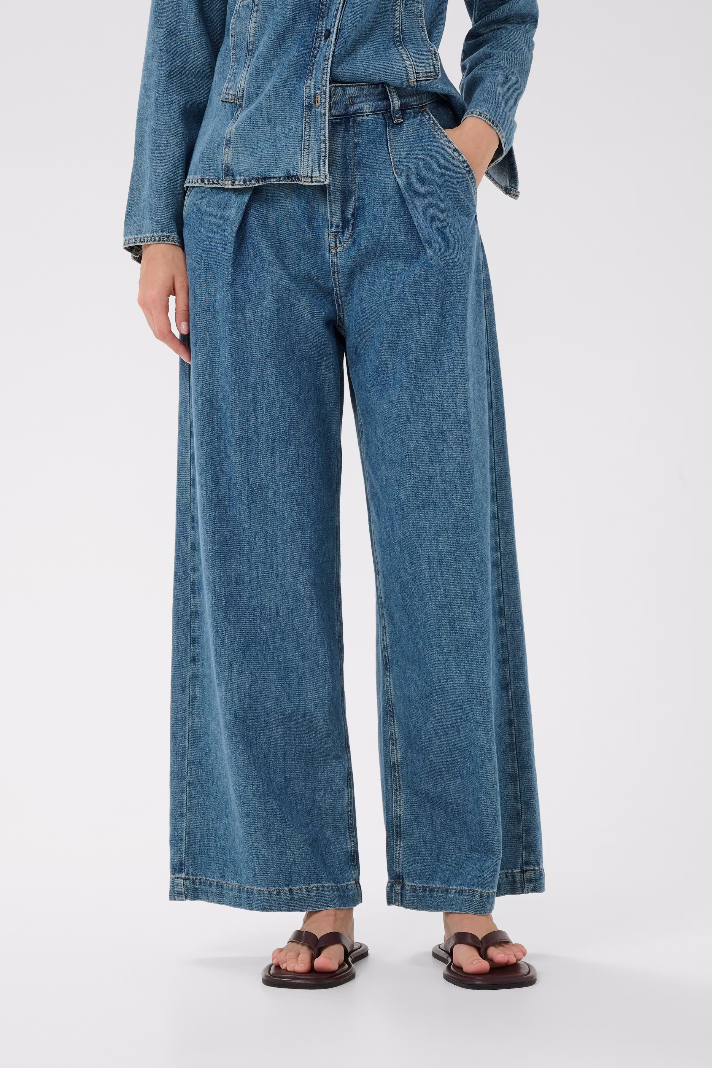 DOPHINAIW WIDE Bukser LOOKBOOK FRONT 30112324-900006619