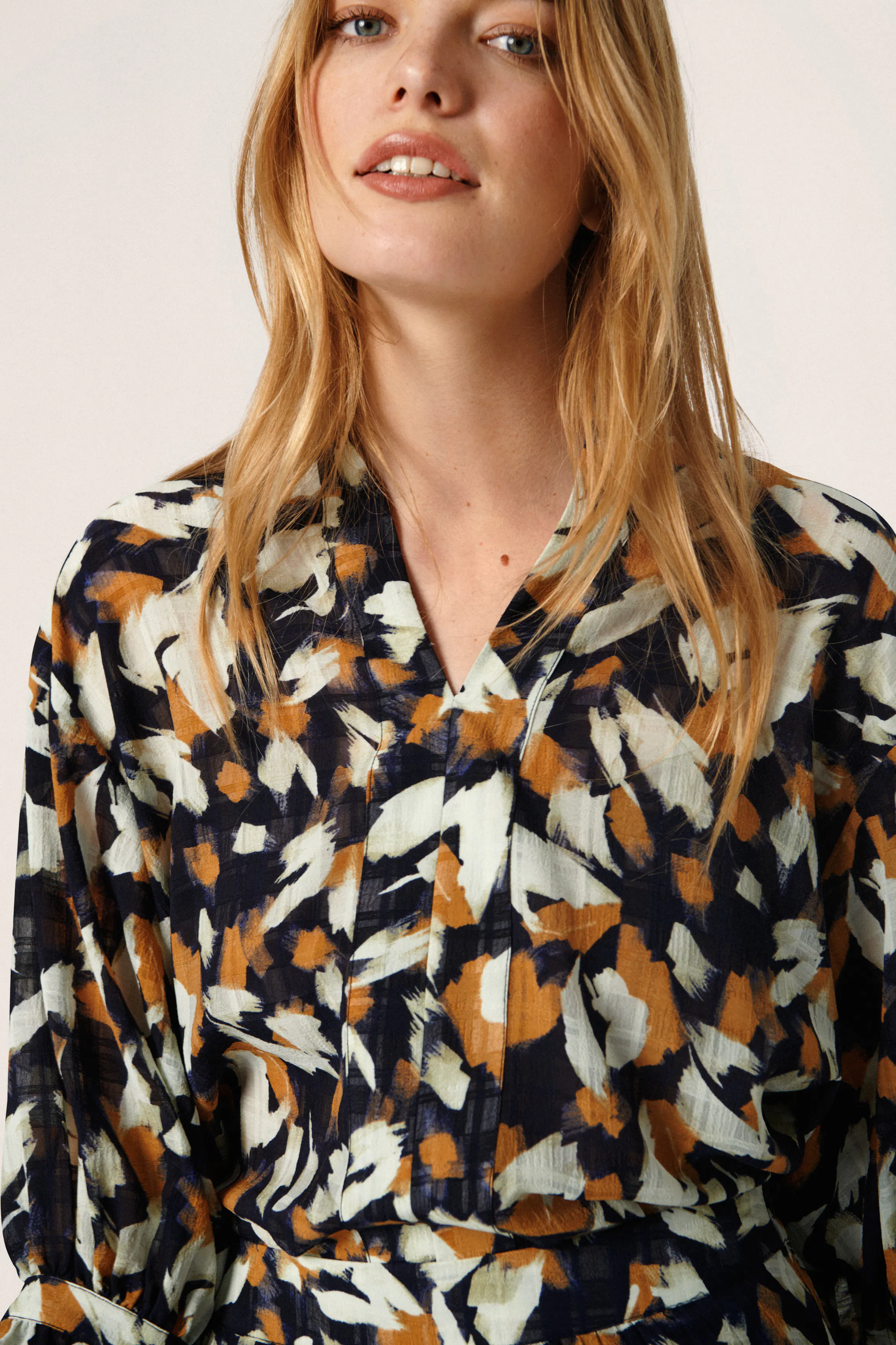 SLJosefine Blouse LOOKBOOK DETAIL 30405845-301501