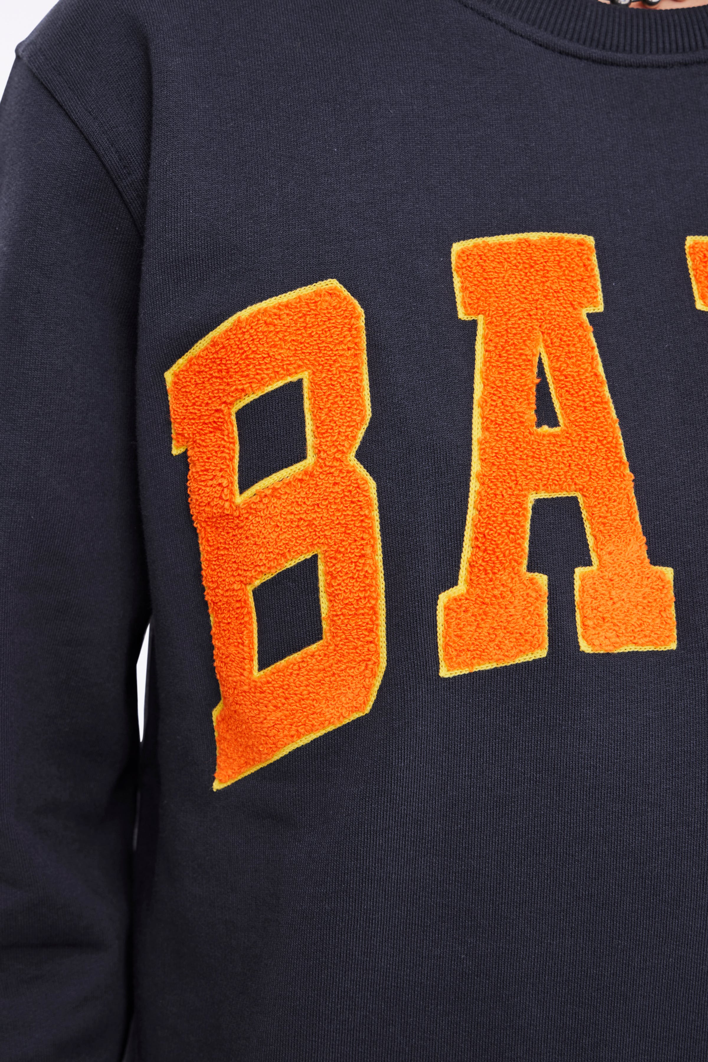 R. ALOMA SWEATSHIRT LOOKBOOK DETAIL 50400065-194127