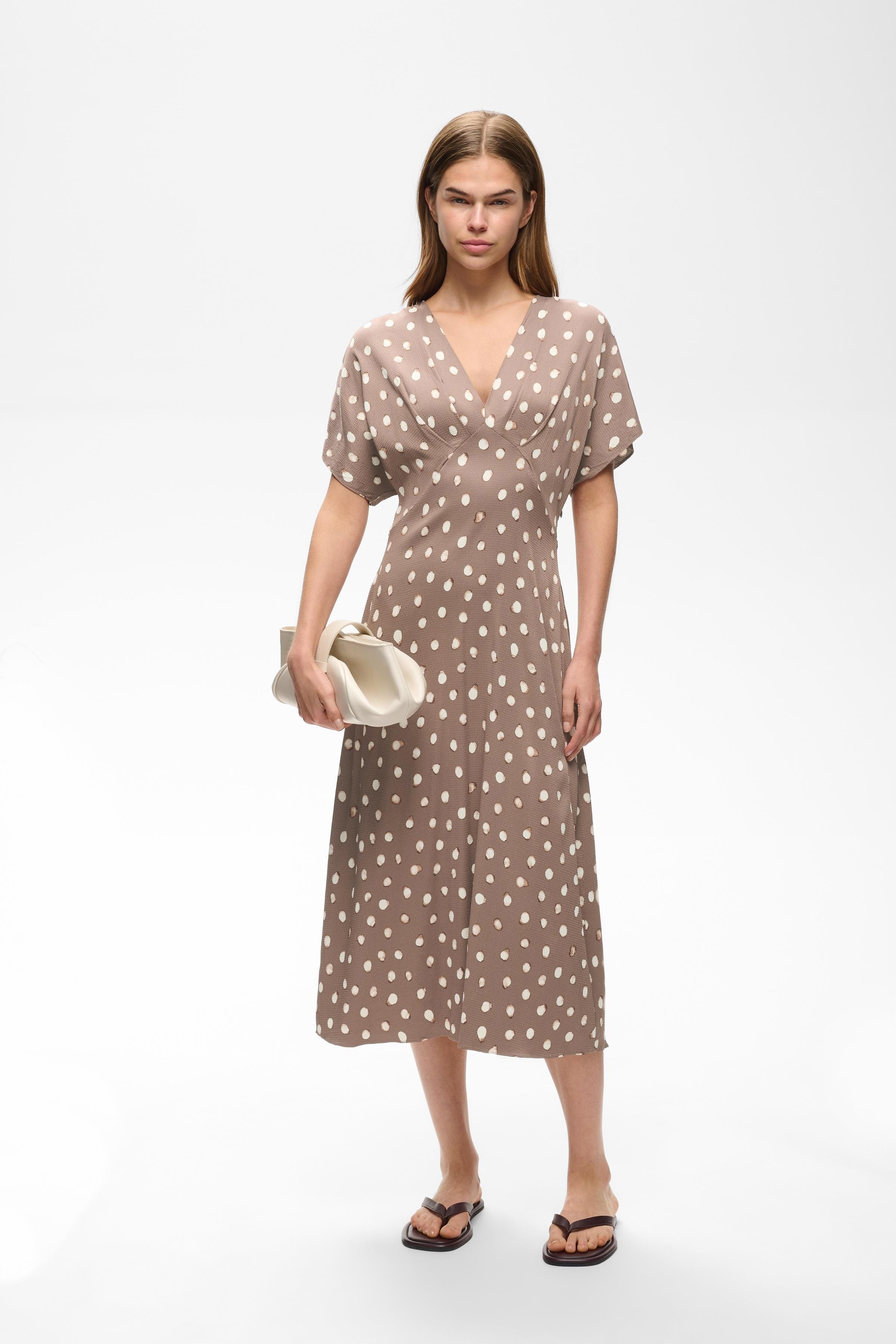 HENRIIW Dress LOOKBOOK FRONT 30112740-900009020