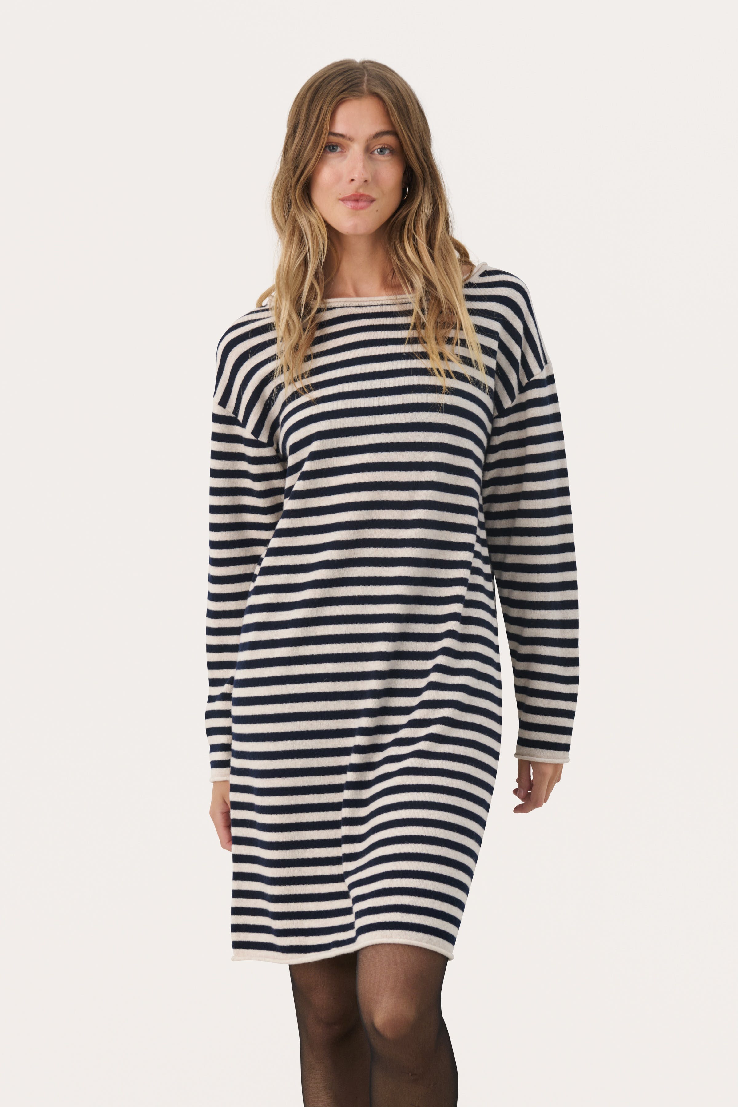 MerimaPW Klänning LOOKBOOK FRONT 30309118-303299