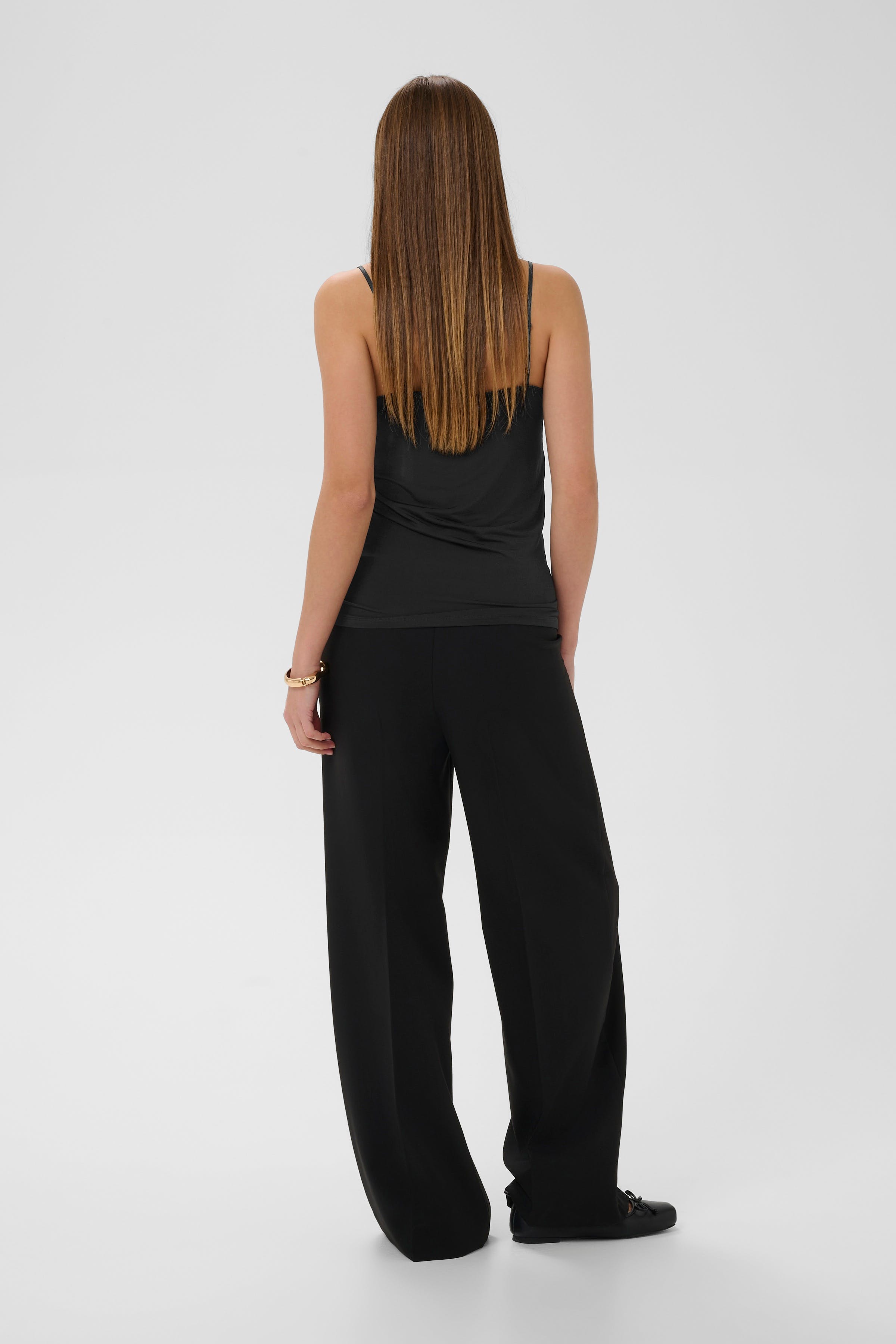 SLClara Top LOOKBOOK BACK 30403547-40050