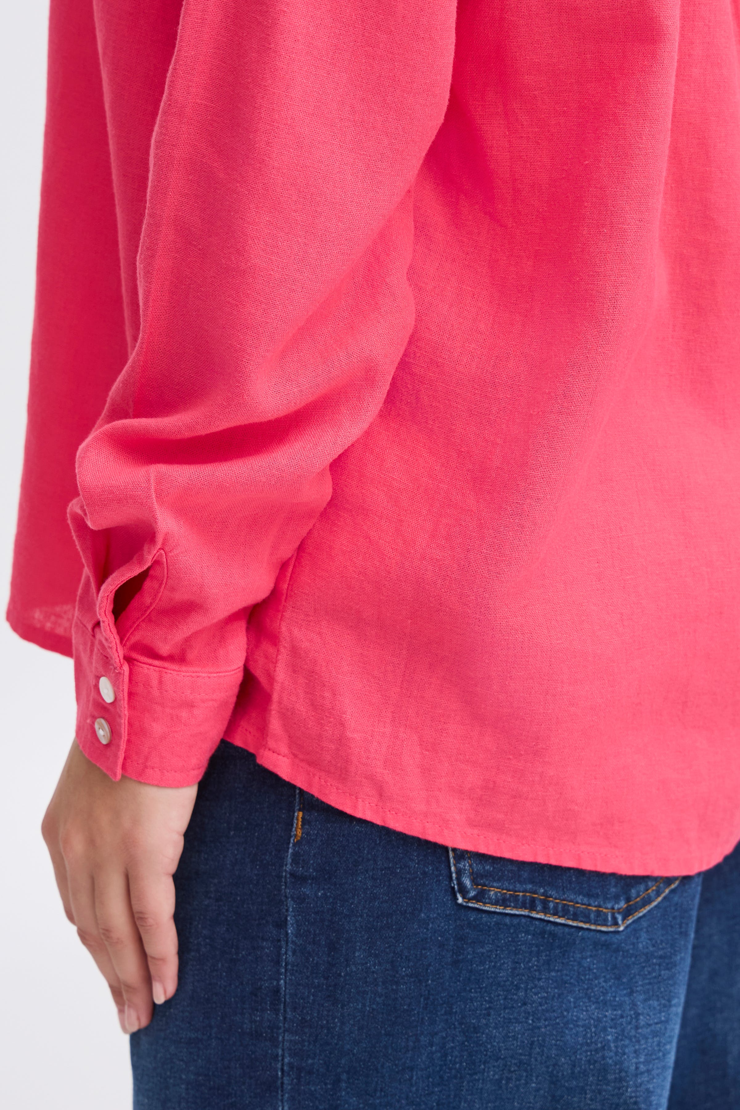 IHLINNO Långärmad skjorta LOOKBOOK DETAIL 20122920-171753