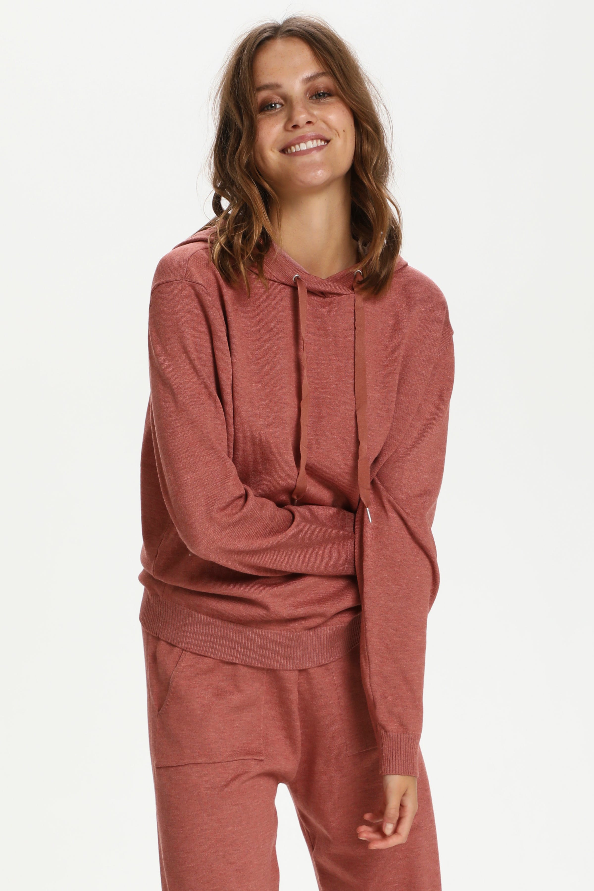 AdithaSZ Pullover

 LOOKBOOK FRONT 30511238-1714241