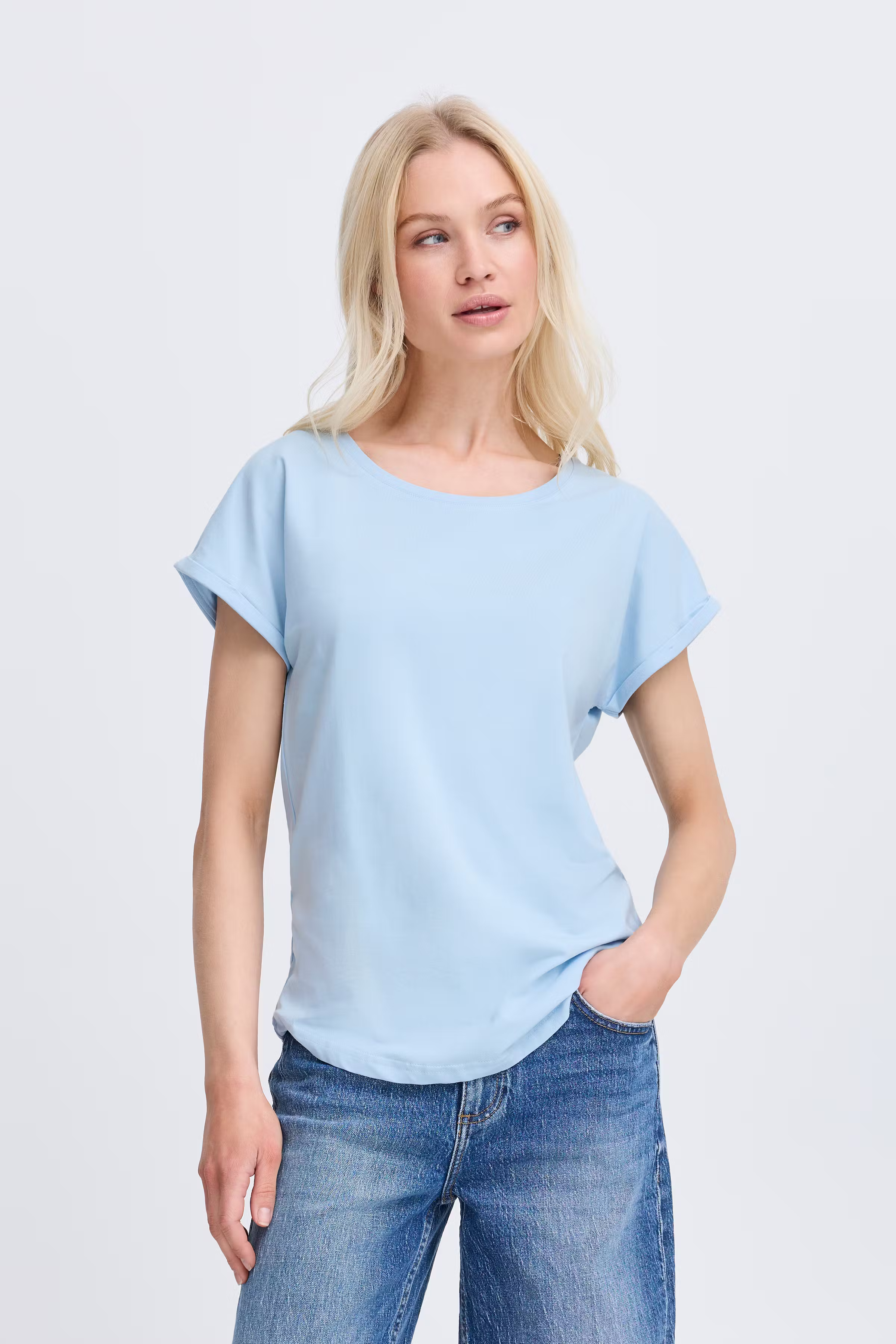 BYPamila T-shirt LOOKBOOK FRONT 20804205-154105