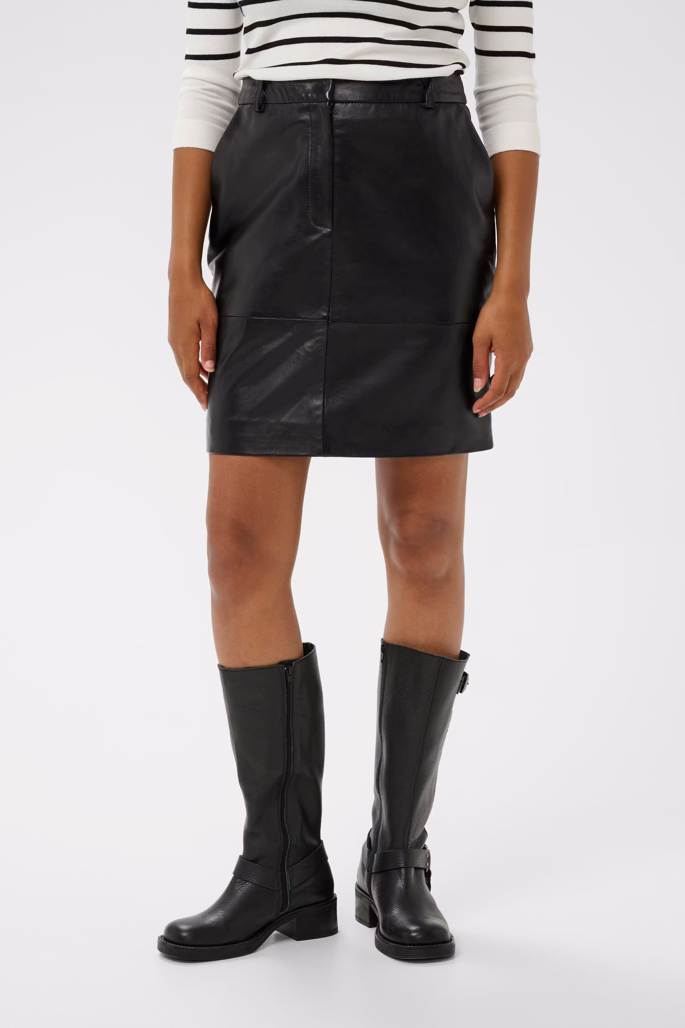 KAcarrie Rock LOOKBOOK FRONT 10511200-100121