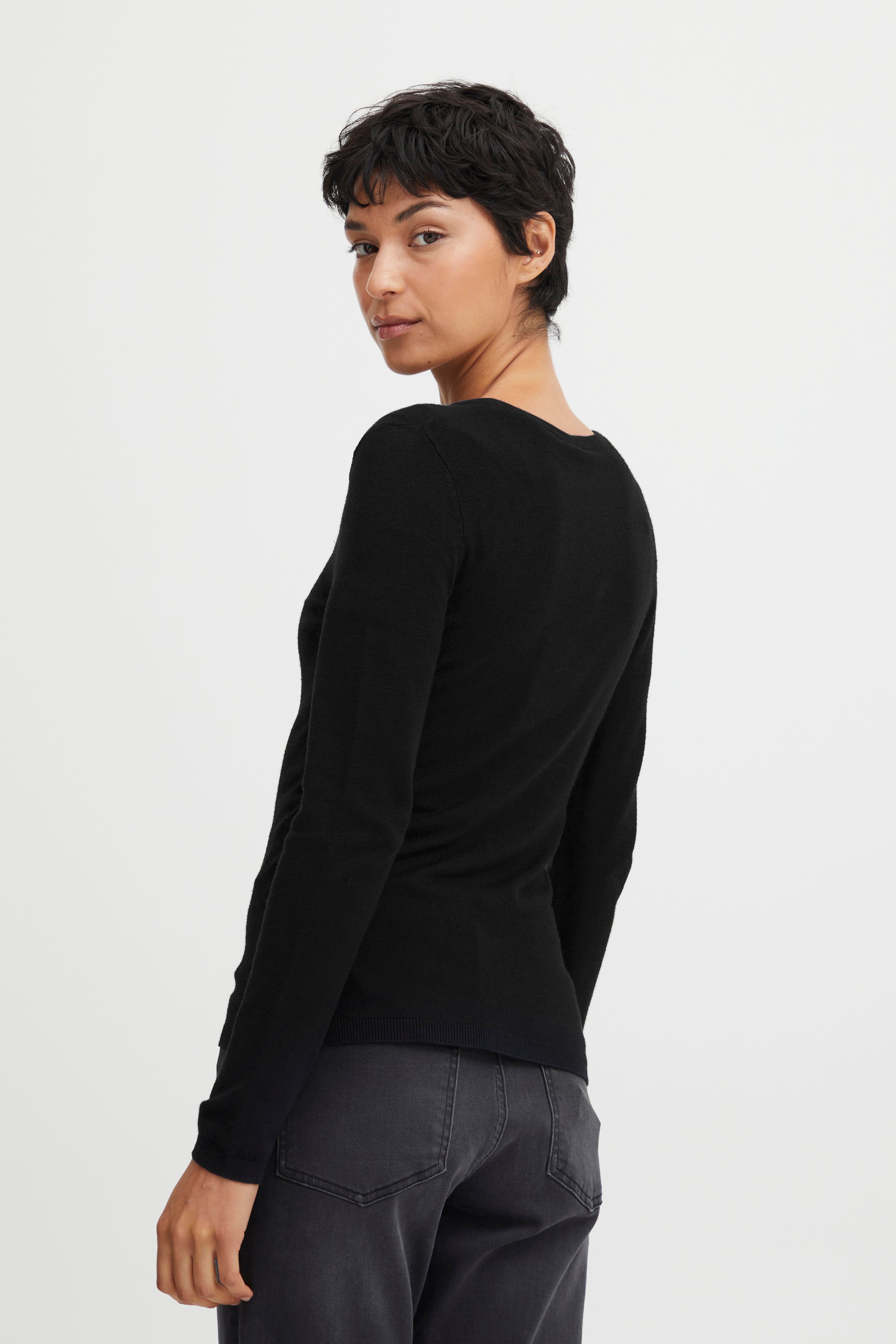 IHMAFA Cardigan LOOKBOOK BACK 103115-10001