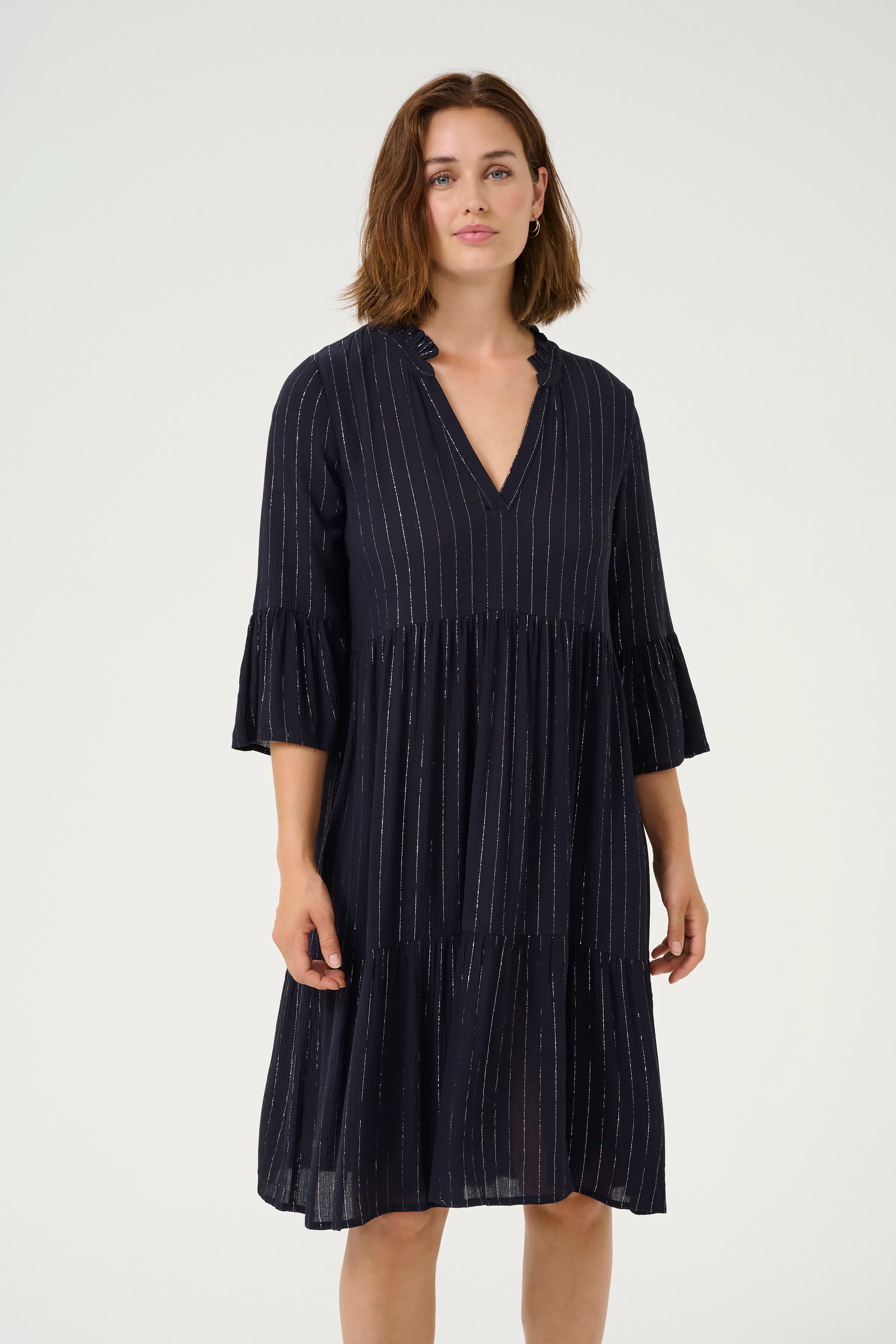 KAliv Glimmerkjole LOOKBOOK FRONT 10552164-106557