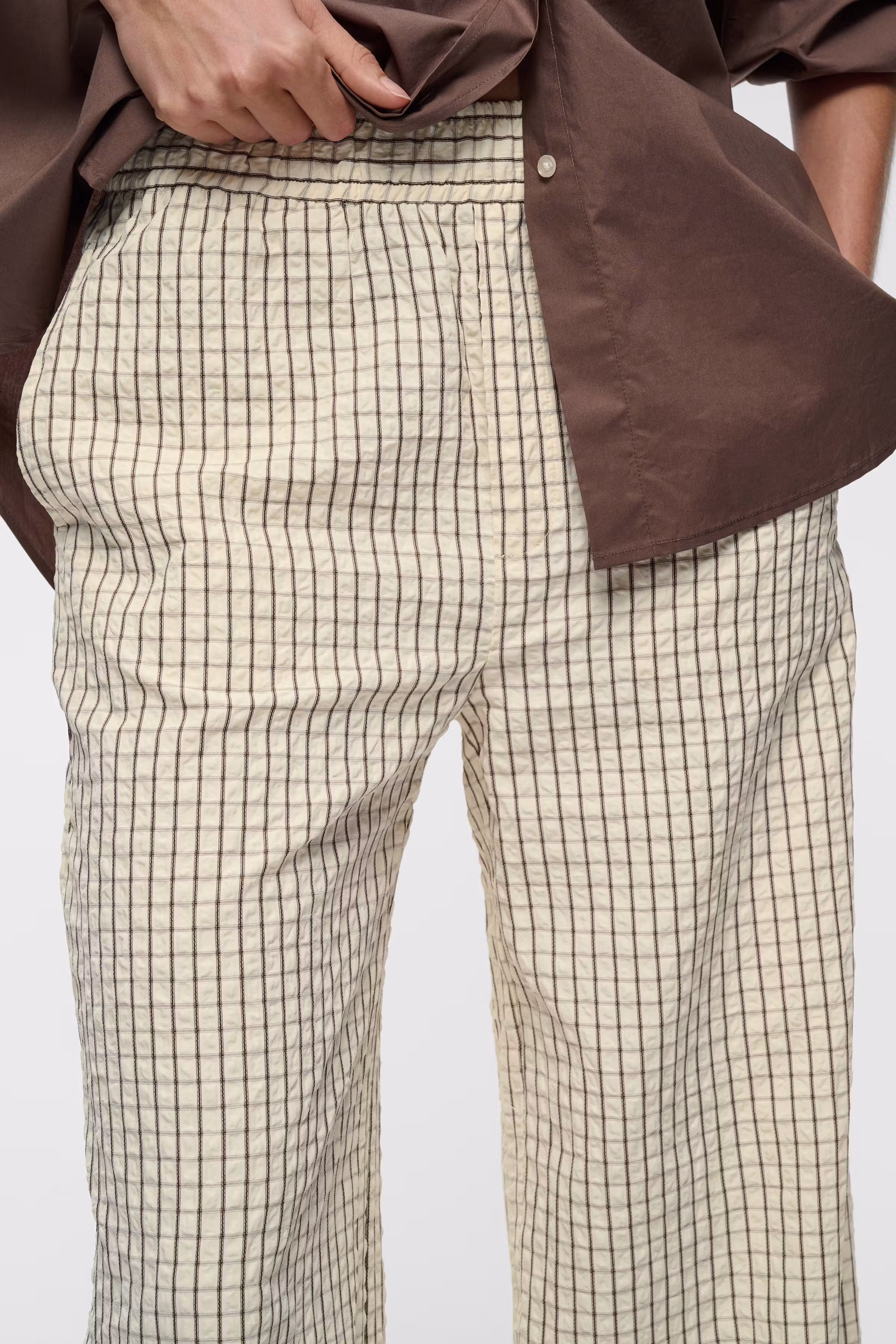 HEROIW Trousers LOOKBOOK DETAIL 30112719-120601