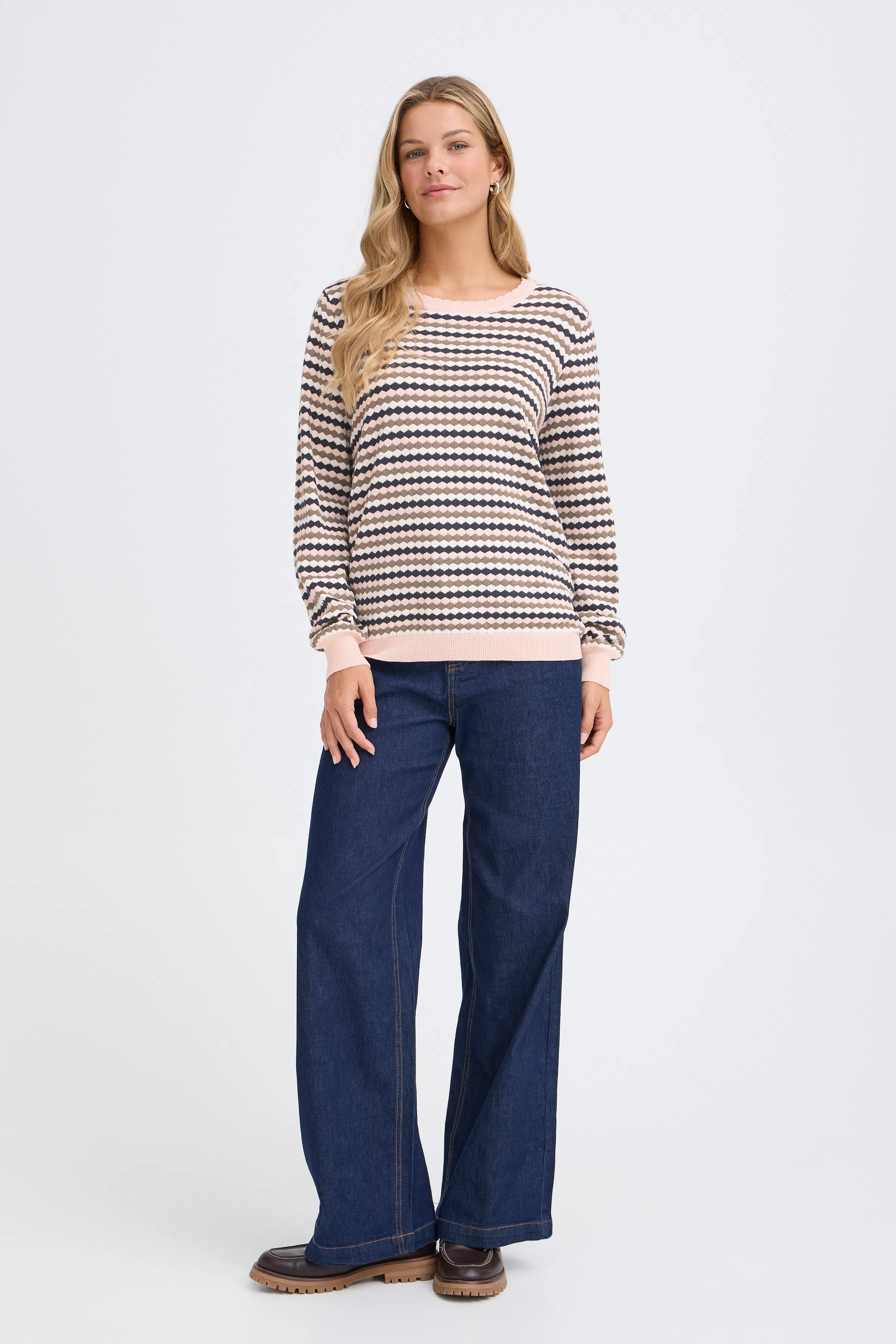 FRCAIA Pullover LOOKBOOK FRONT 20617448-900004336