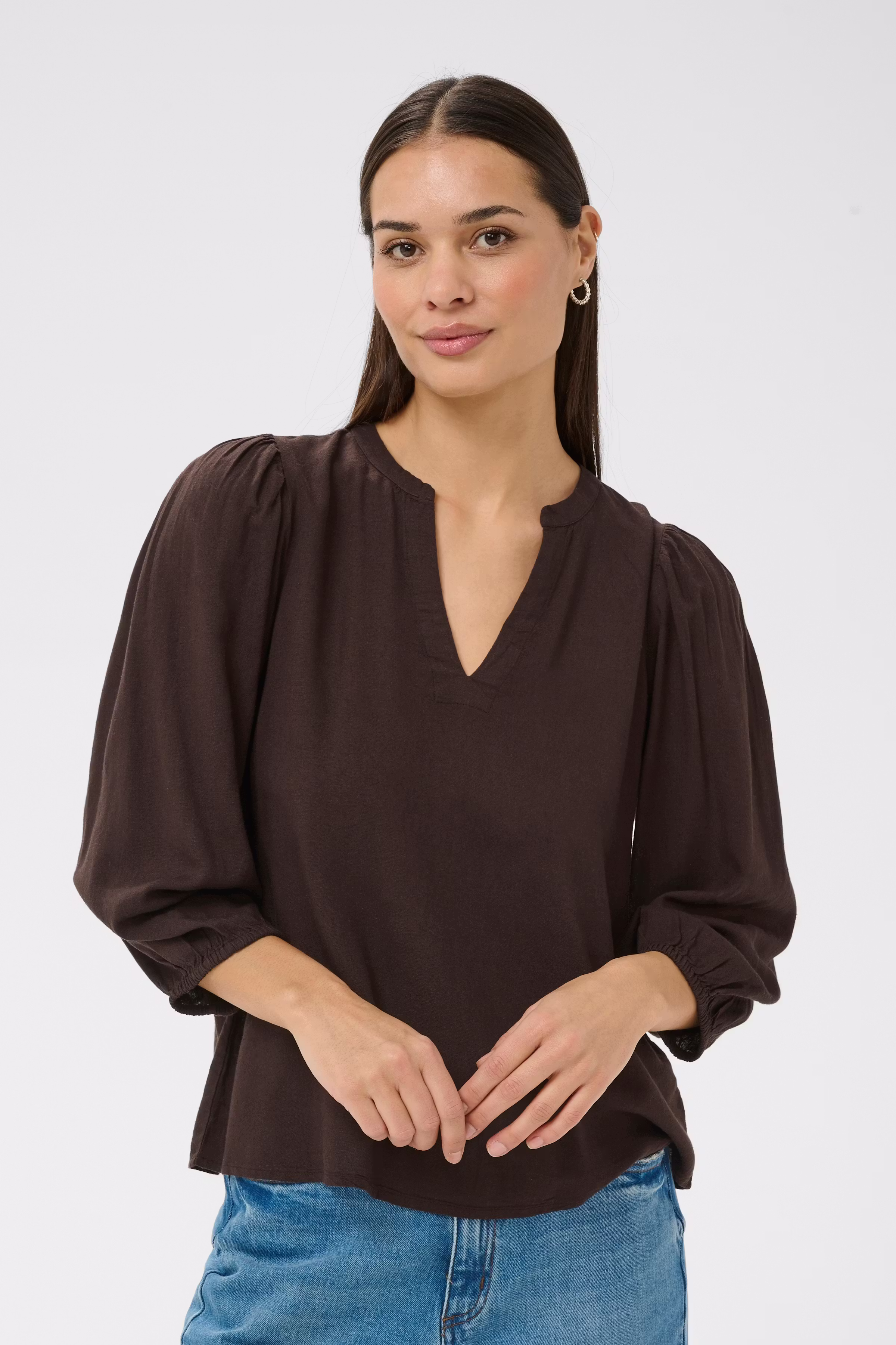 KAmilia Blouse LOOKBOOK FRONT 10511457-191111