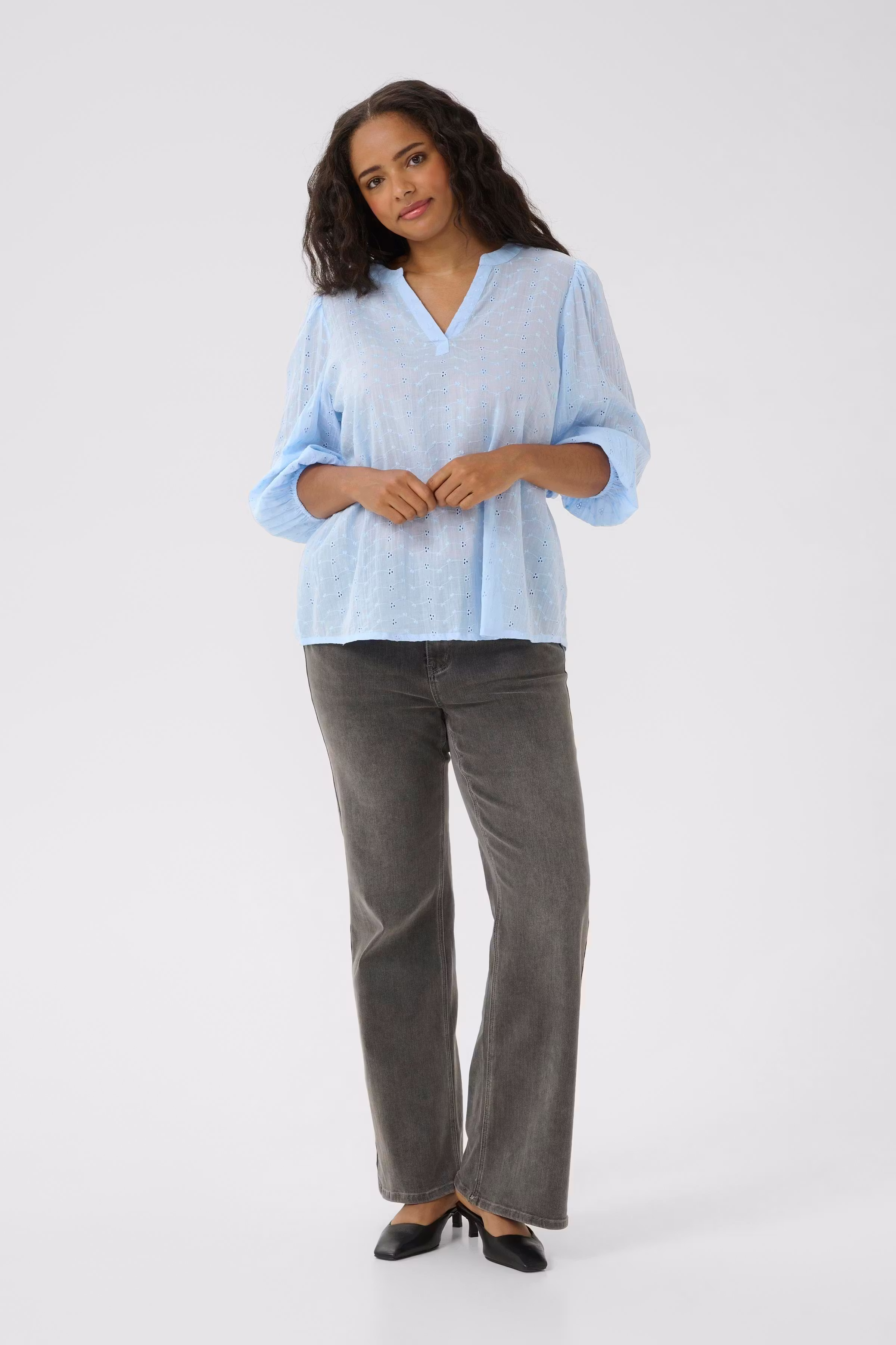 KCmaia Blouse LOOKBOOK FRONT 10583470-154031