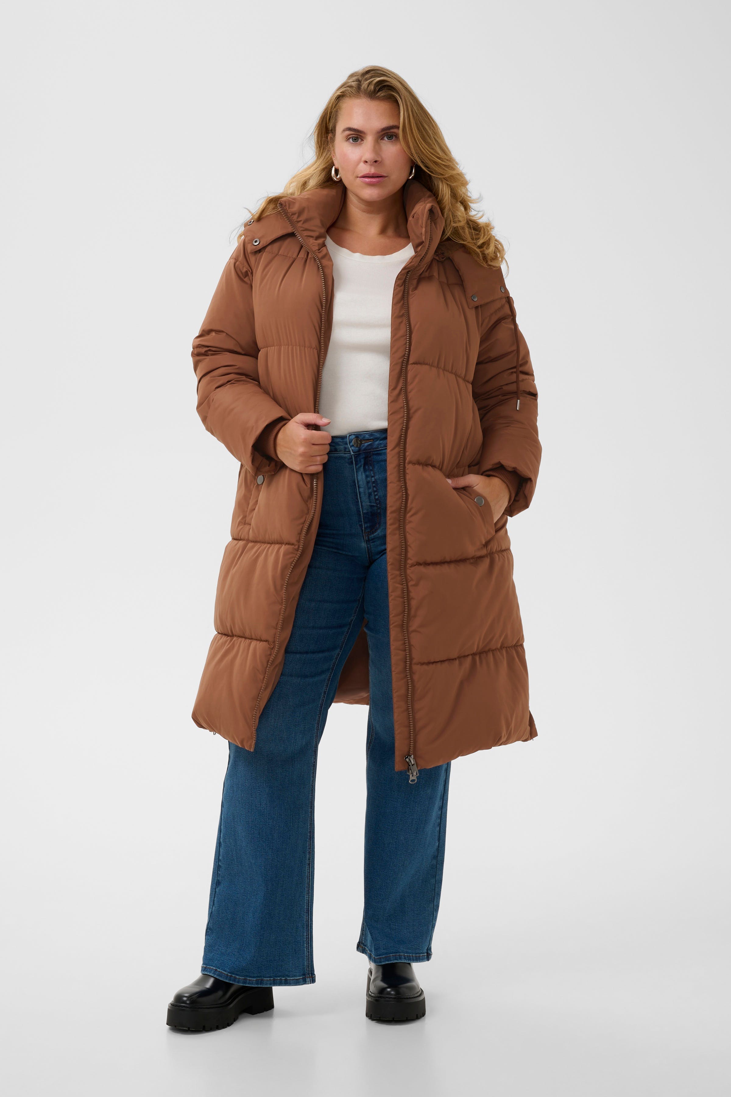 KCnikole Coat LOOKBOOK FRONT 10584315-191230