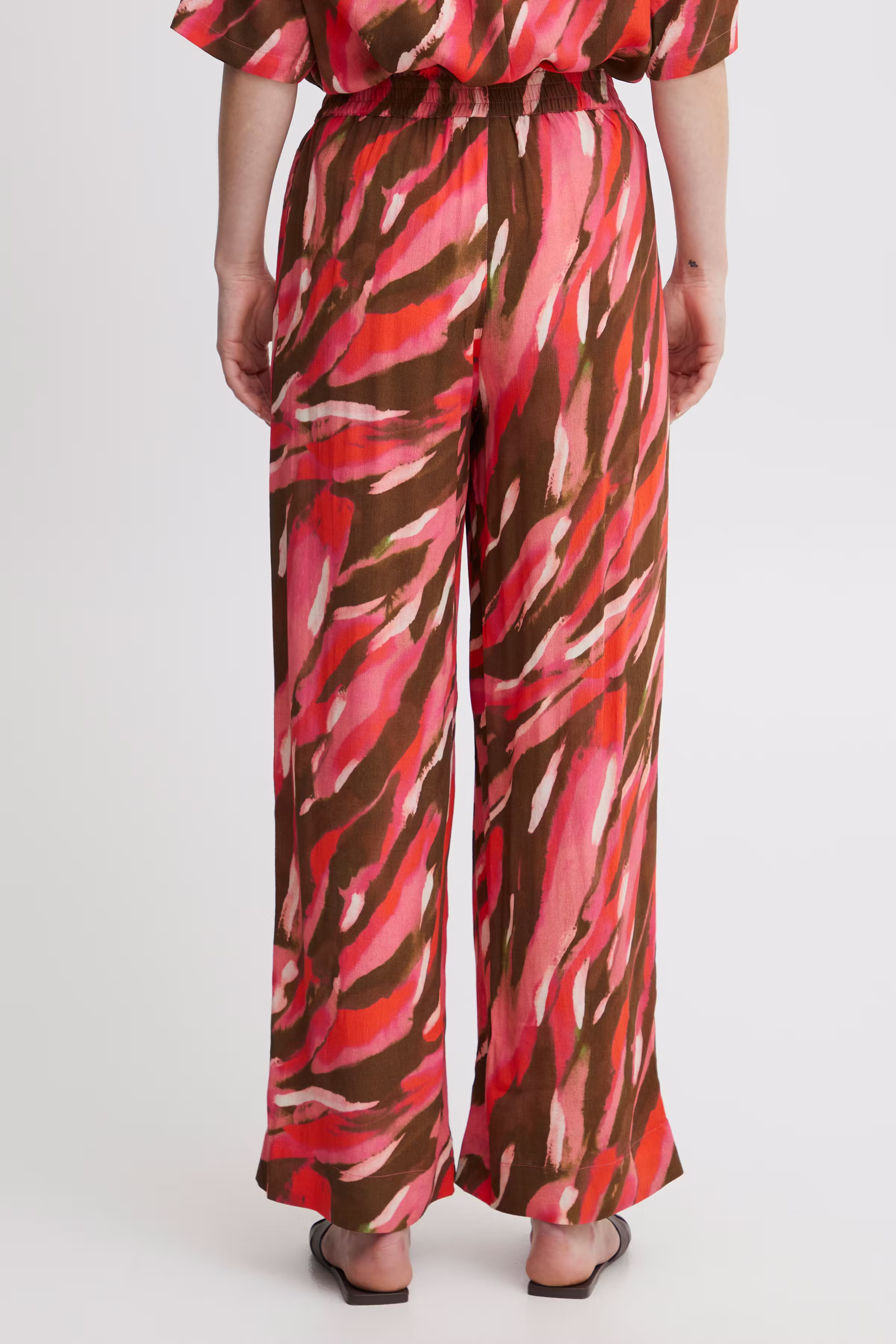 FRKAIYA Hose LOOKBOOK BACK 20612054-201839
