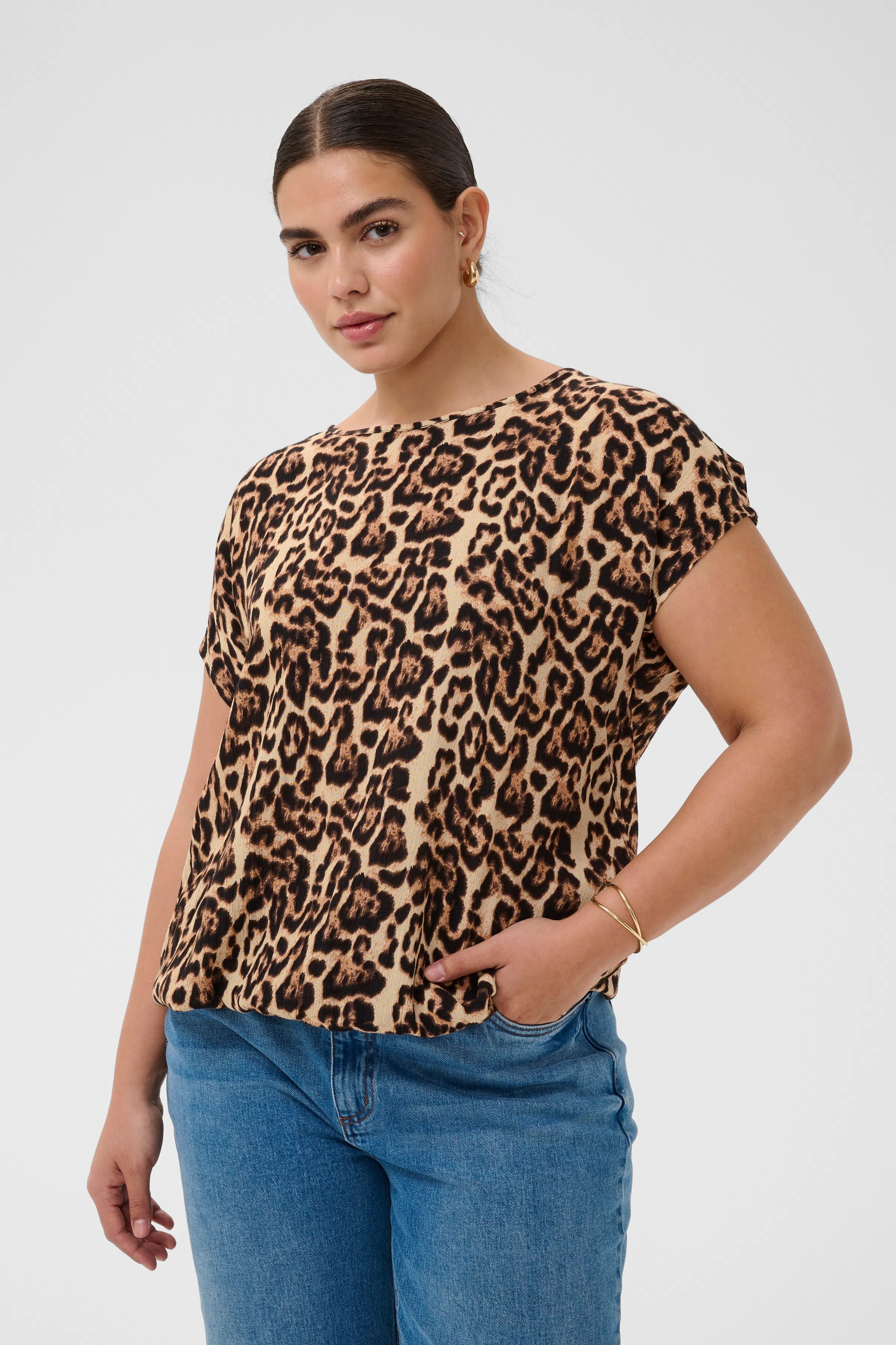 KCvilana Blouse LOOKBOOK FRONT 10580836-107281