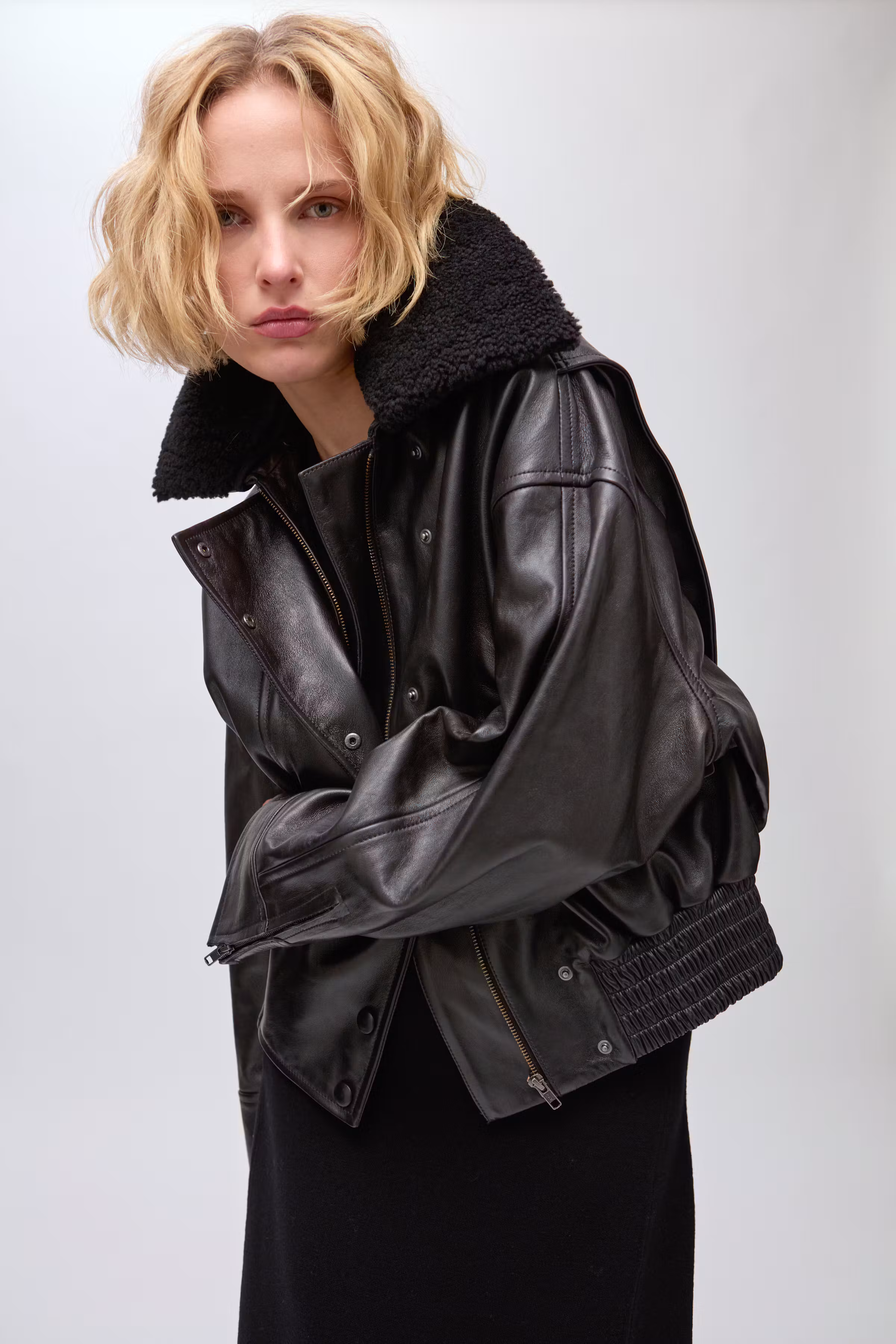 IOLaila Bovenkleding LOOKBOOK DETAIL 30600079-BK999