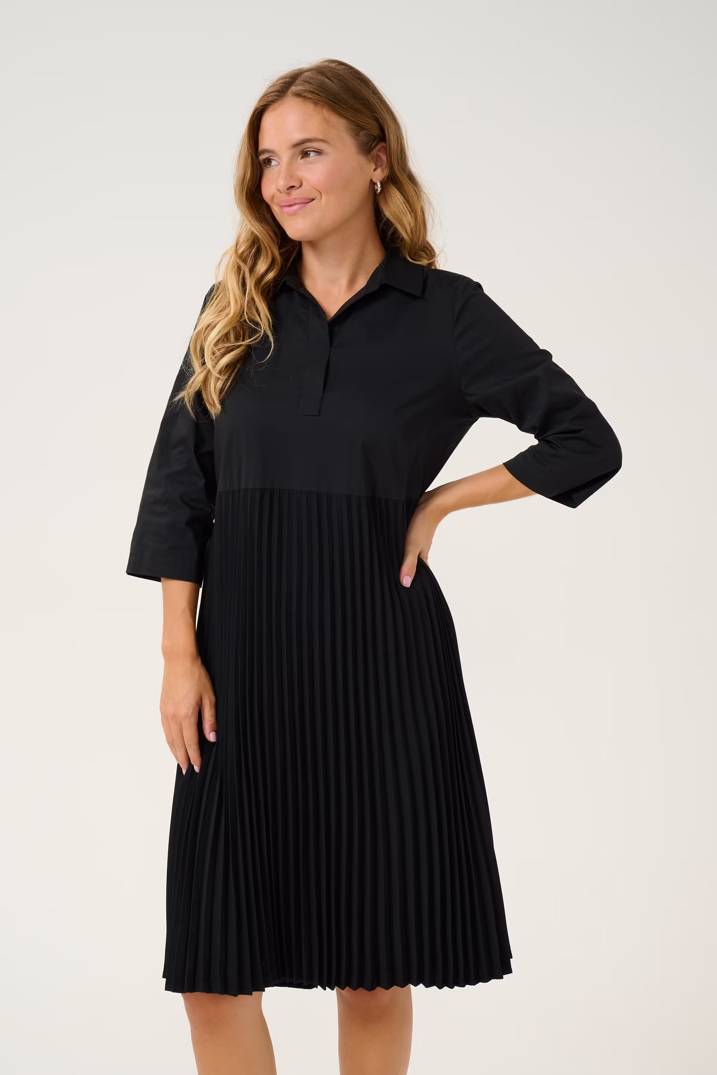 CUblaise Kjole LOOKBOOK FRONT 50111555-500012