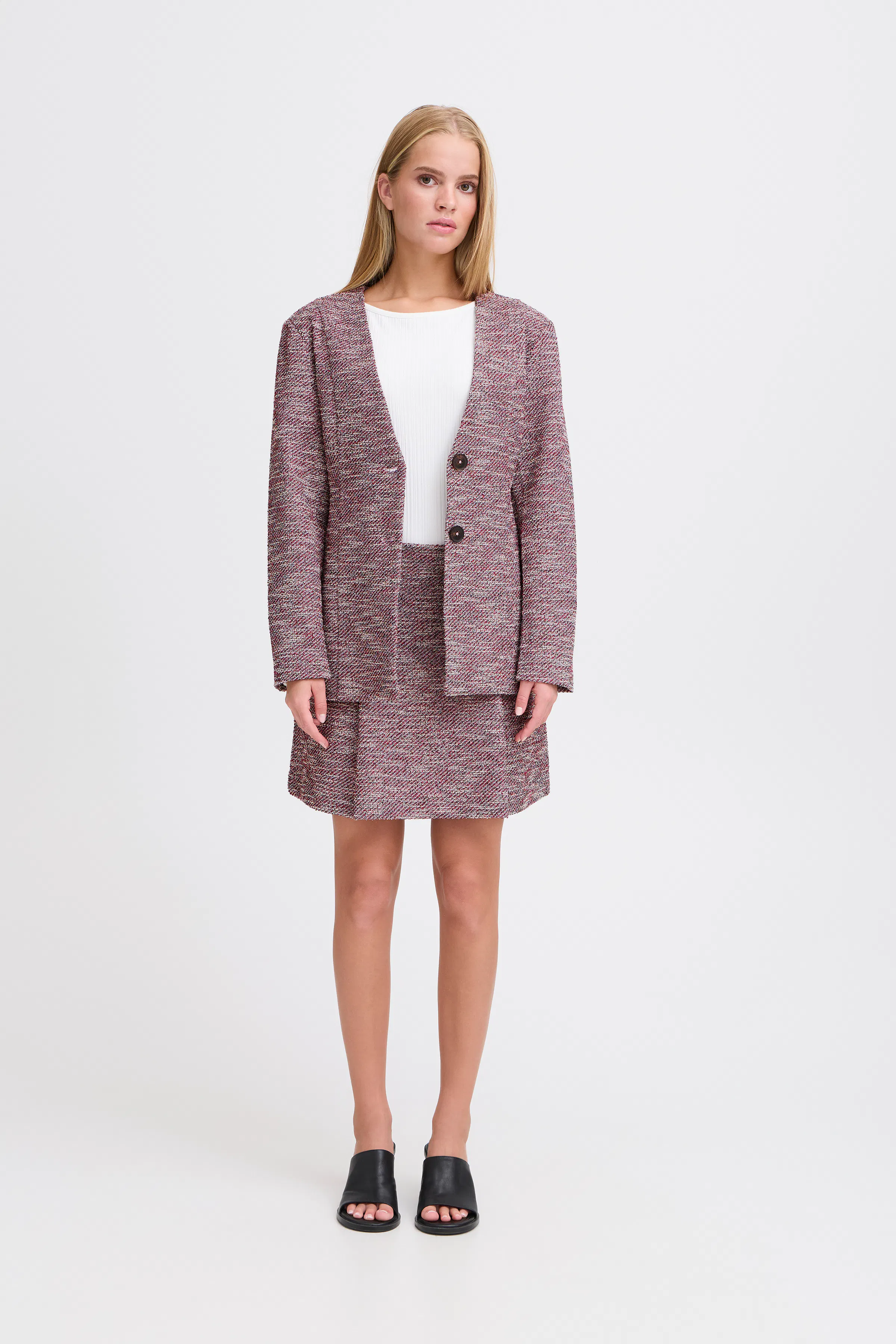 IHKATE CHECLÉ Rock LOOKBOOK FRONT 20122529-204150