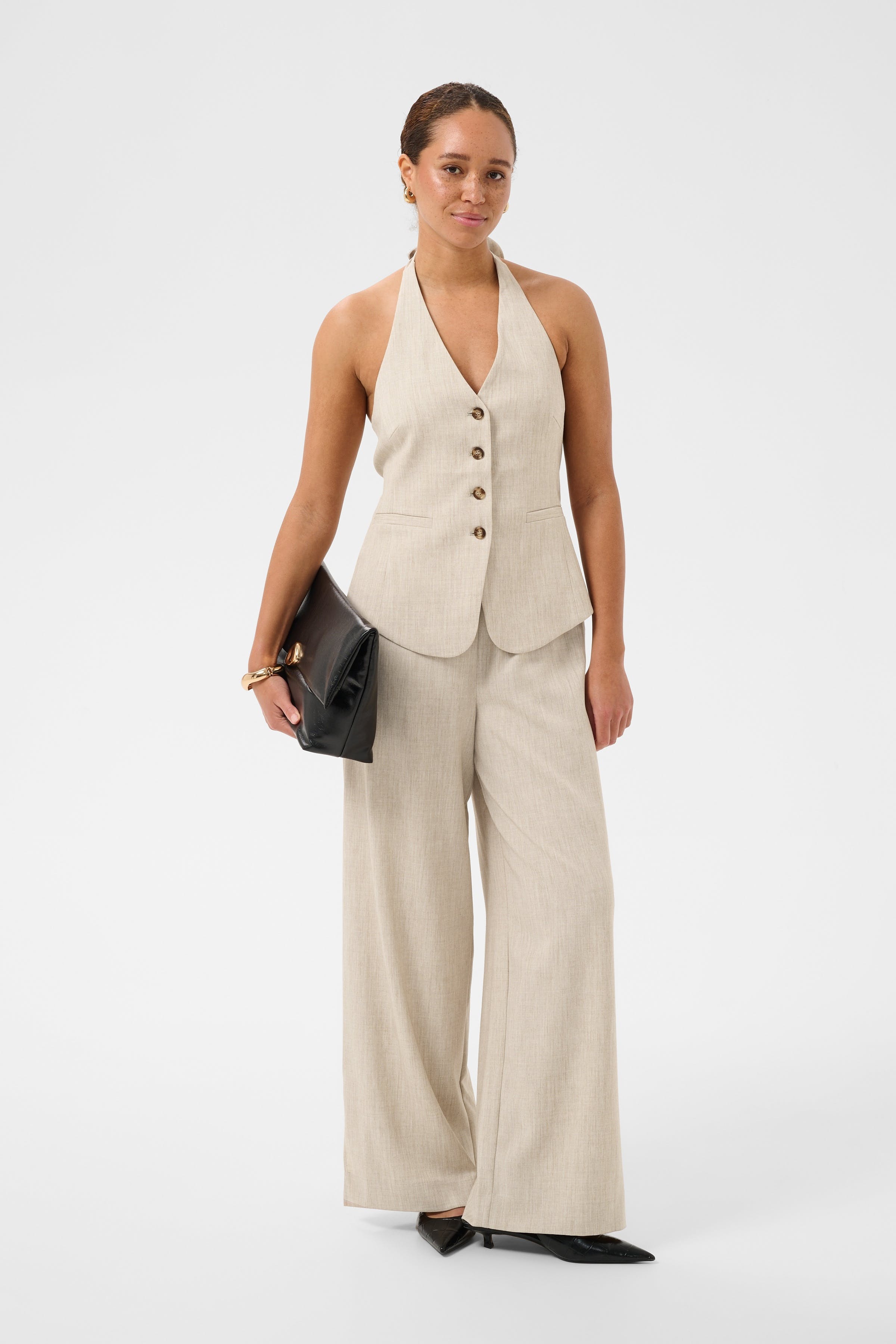 KAomila Trousers LOOKBOOK FRONT 10511848-1513051