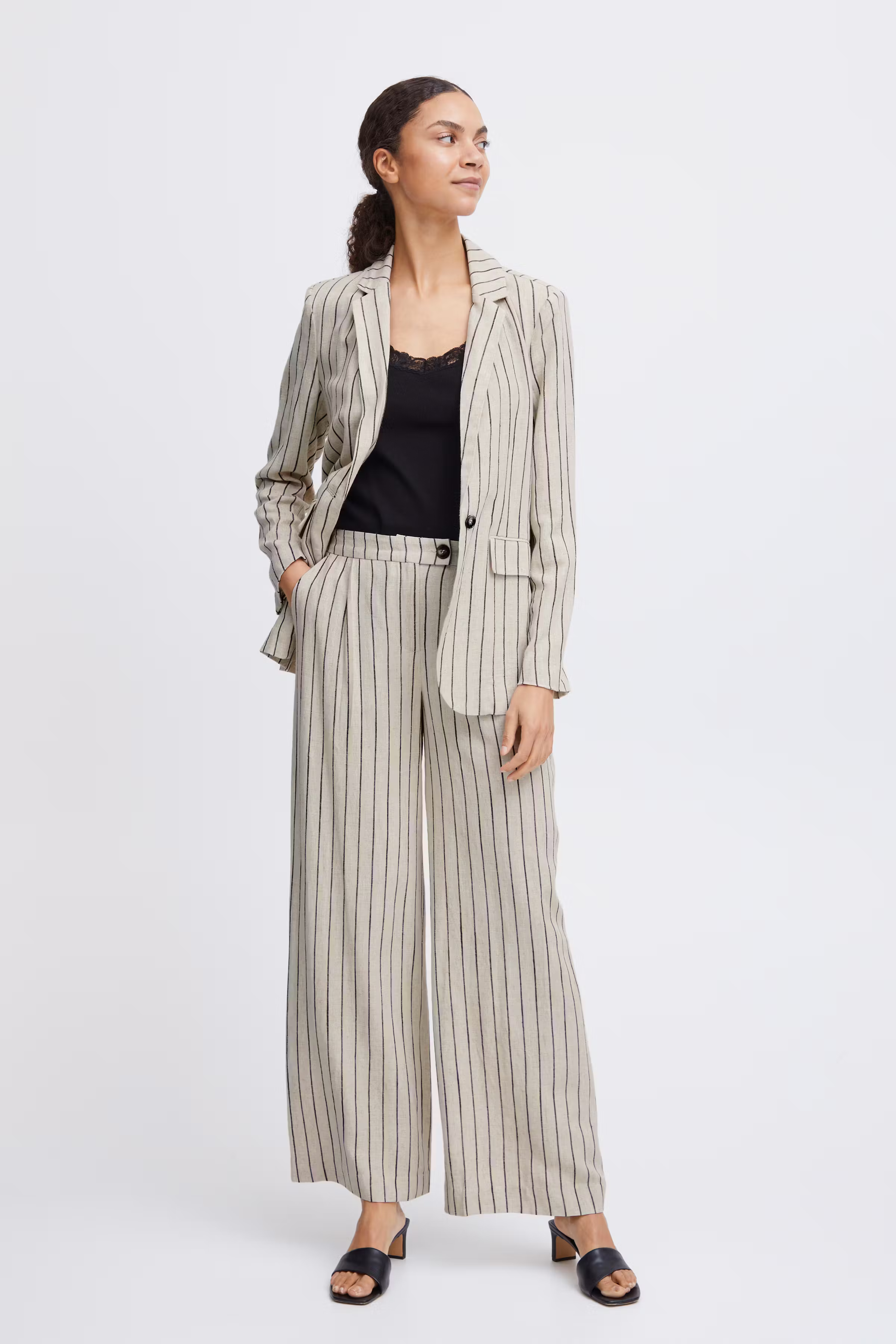 BYJOHANNA Hose LOOKBOOK FRONT 20814851-203201