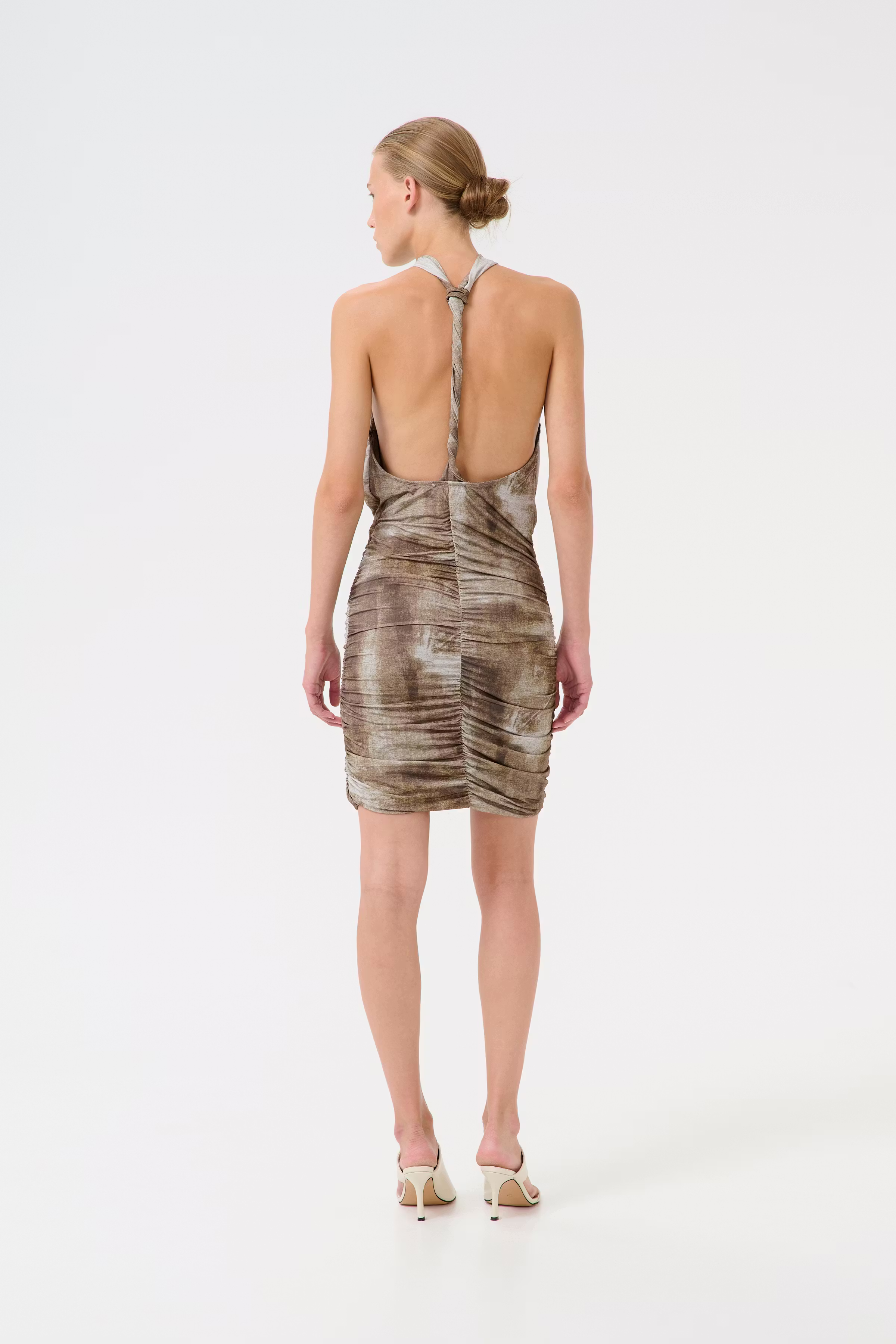 GZgala Kleid LOOKBOOK BACK 10910122-107547