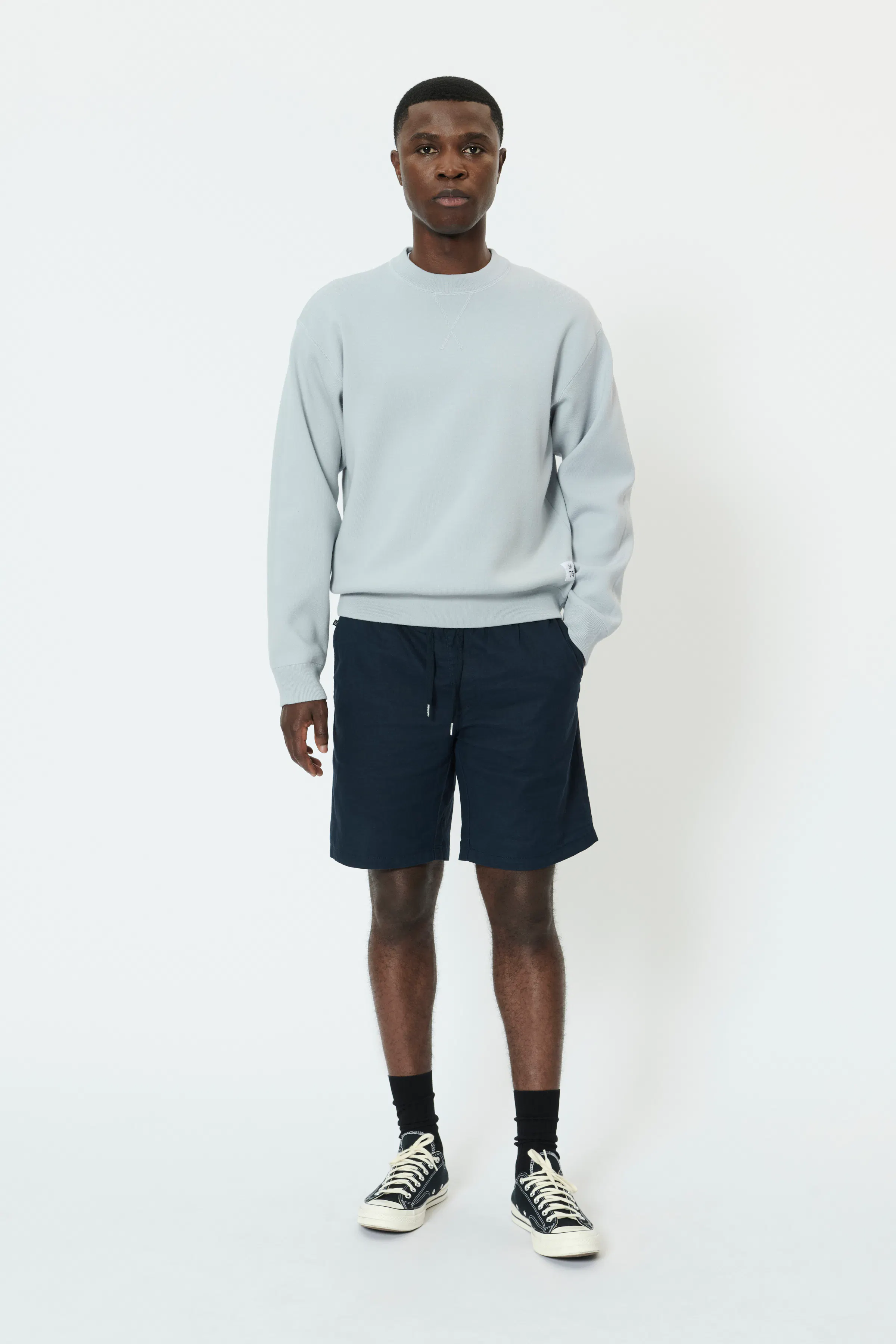 MAbarton linen shorts LOOKBOOK FRONT 30206032-194011