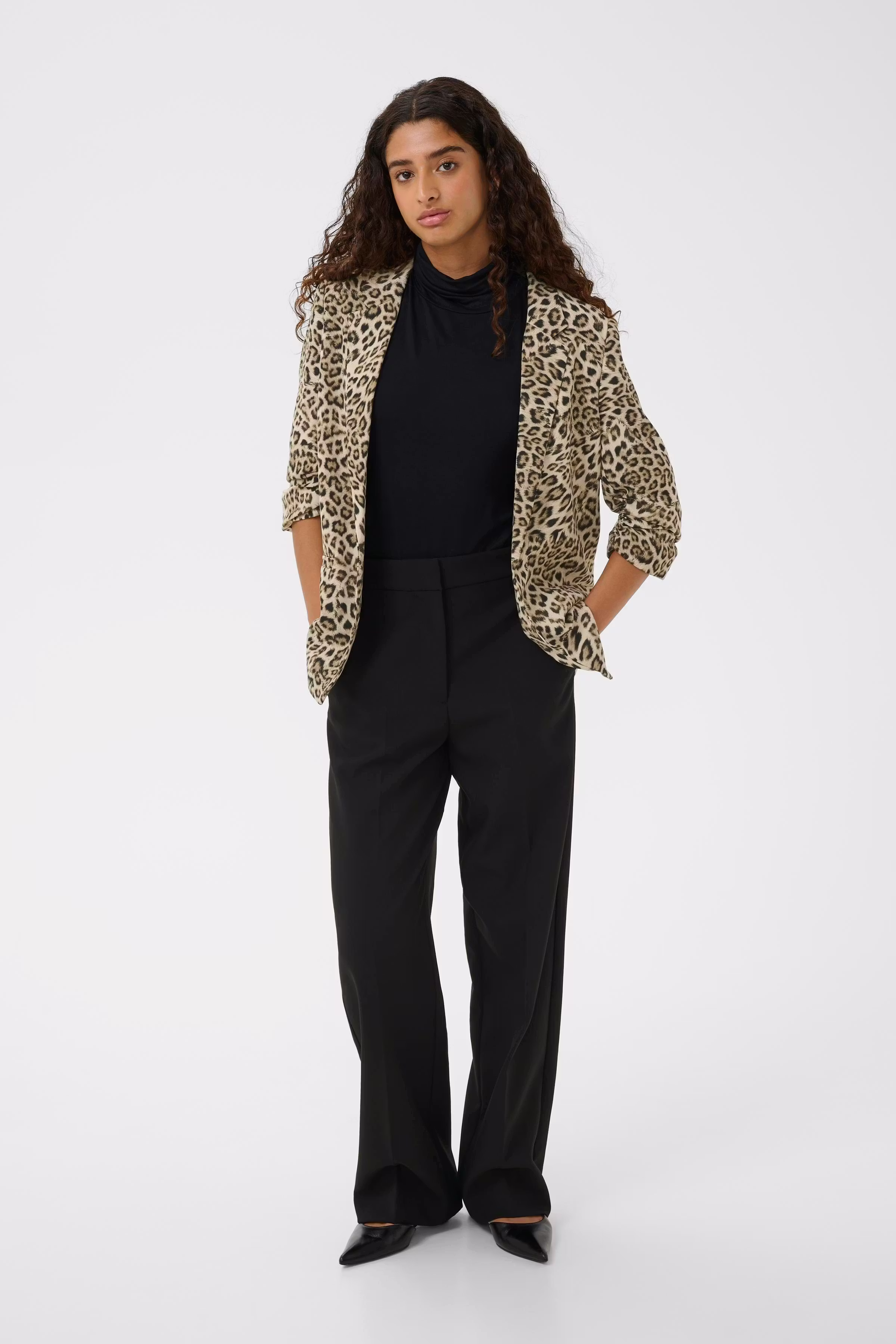 SLShirley Blazer LOOKBOOK FRONT 30405041-304830