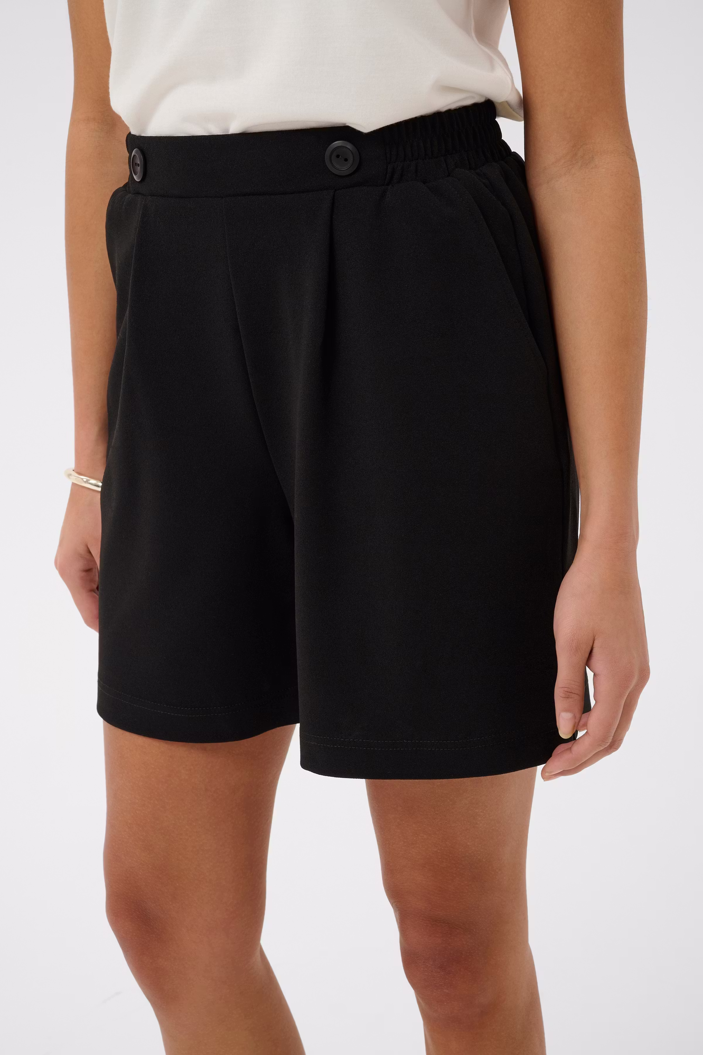 KAphoebe Shorts LOOKBOOK DETAIL 10511490-100121