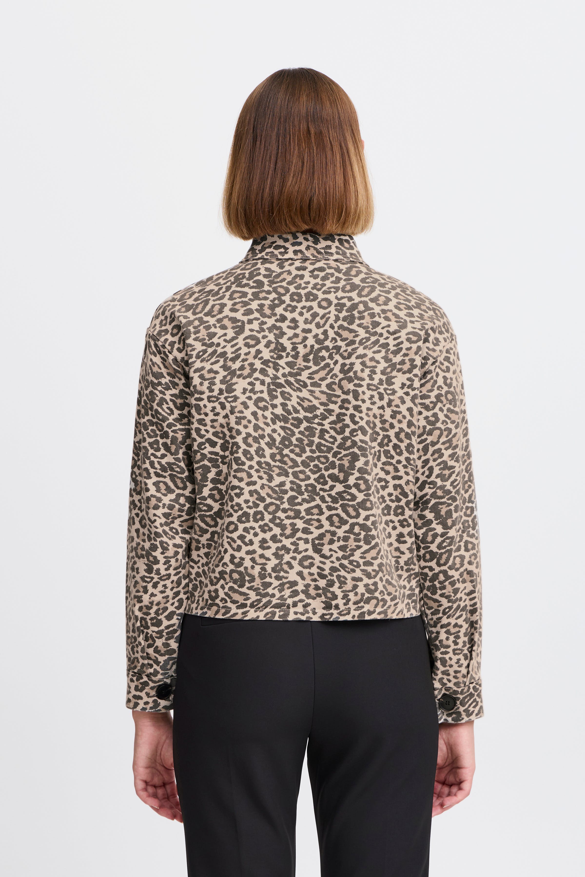 IXJILLA Outerwear LOOKBOOK BACK 20123499-202381