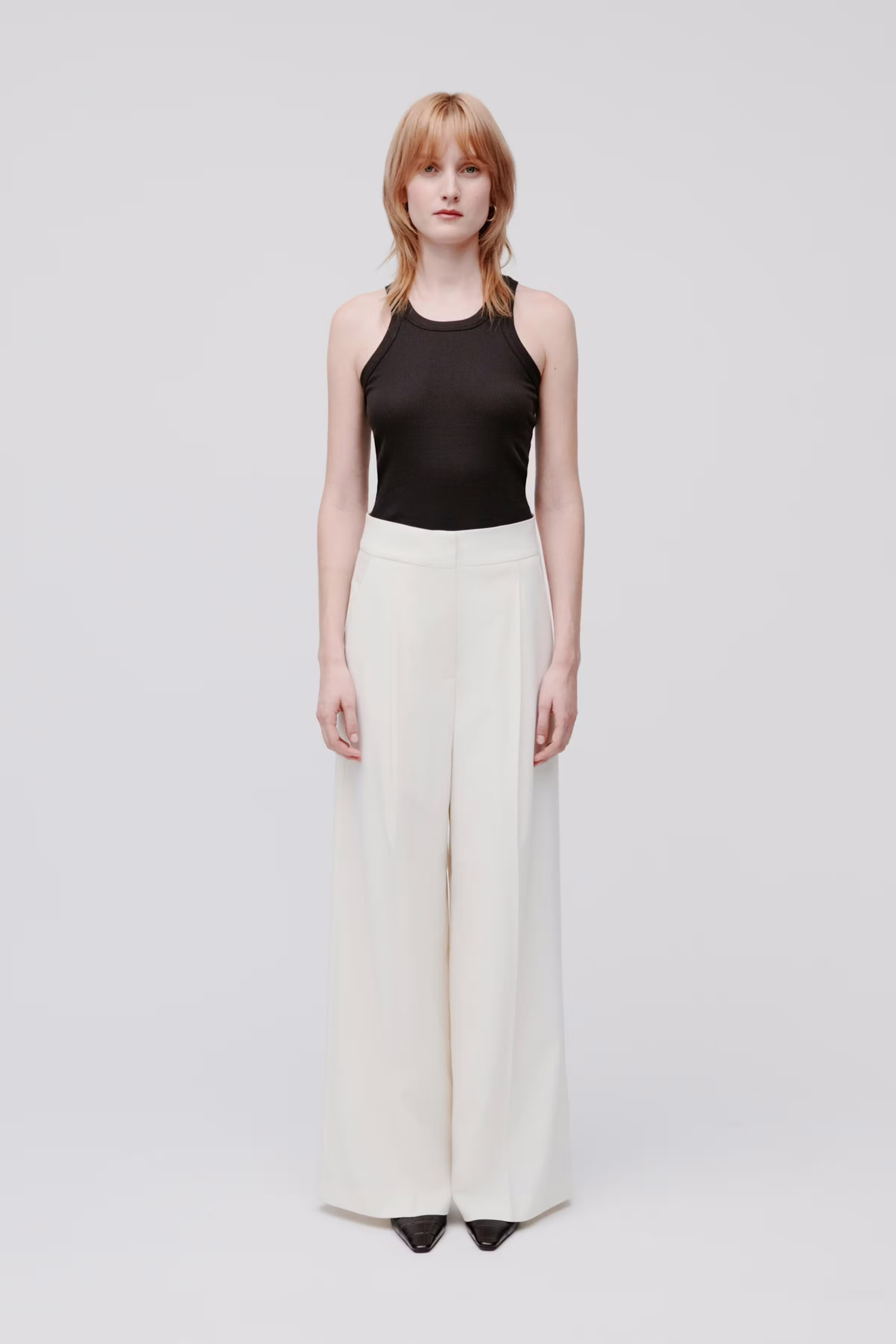 PRESCILLIA SUE Hose LOOKBOOK FRONT 30600623-WH010