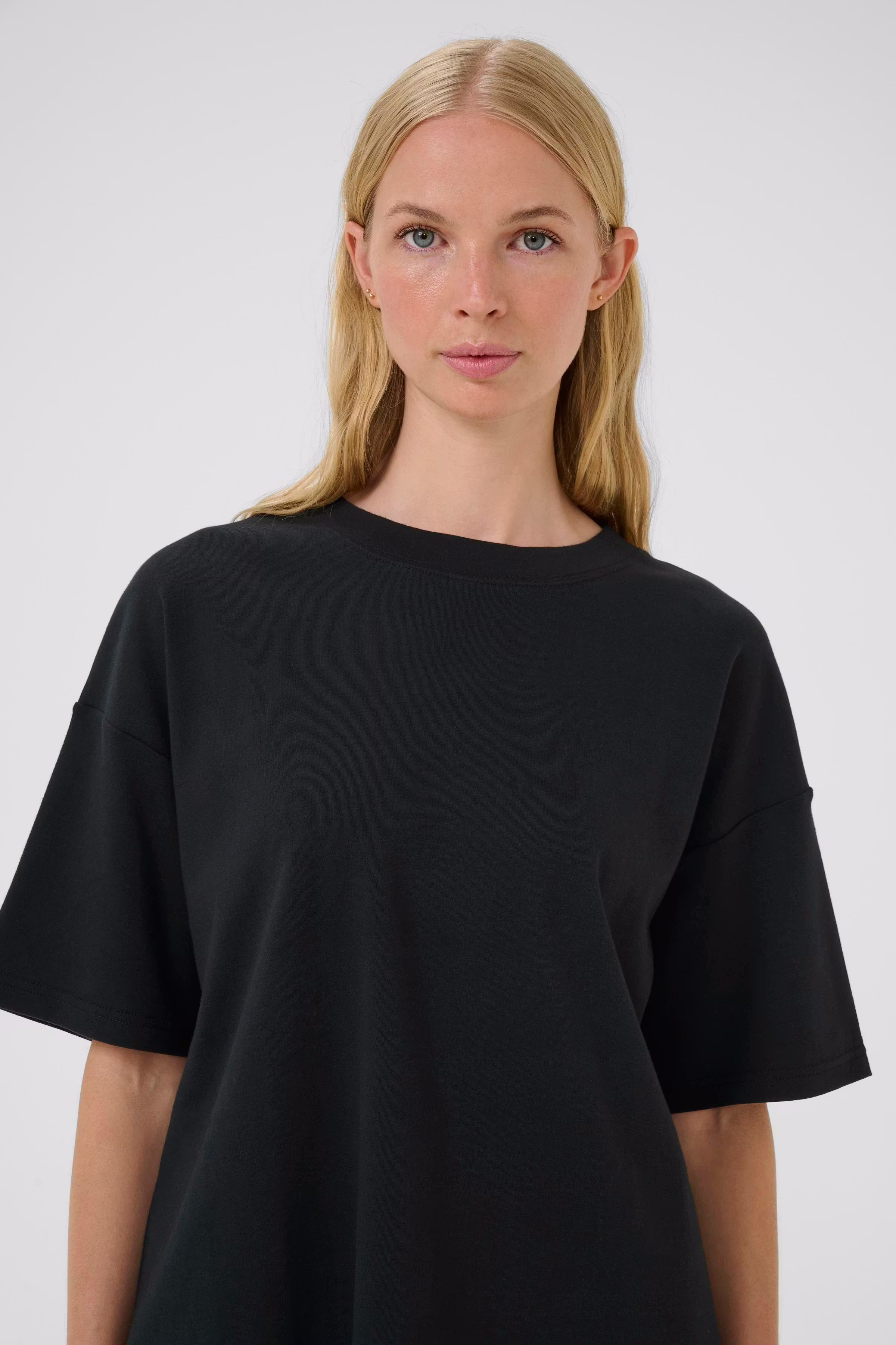 NoomaKB T-shirt LOOKBOOK DETAIL 10105019-194008