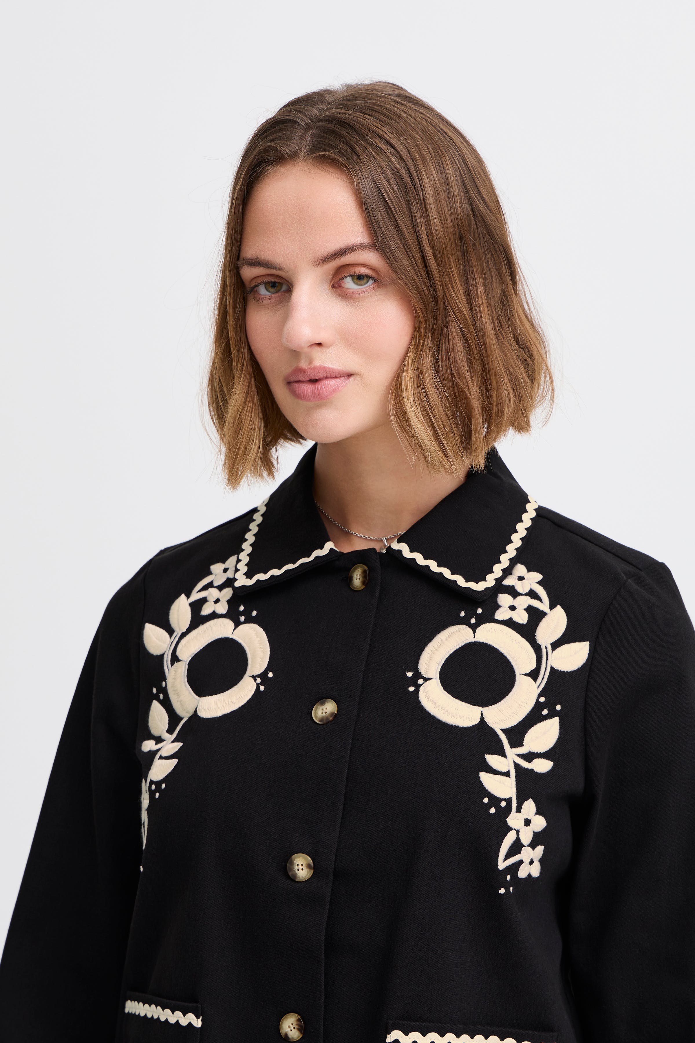 Veste LOOKBOOK DETAIL 20122182-194008