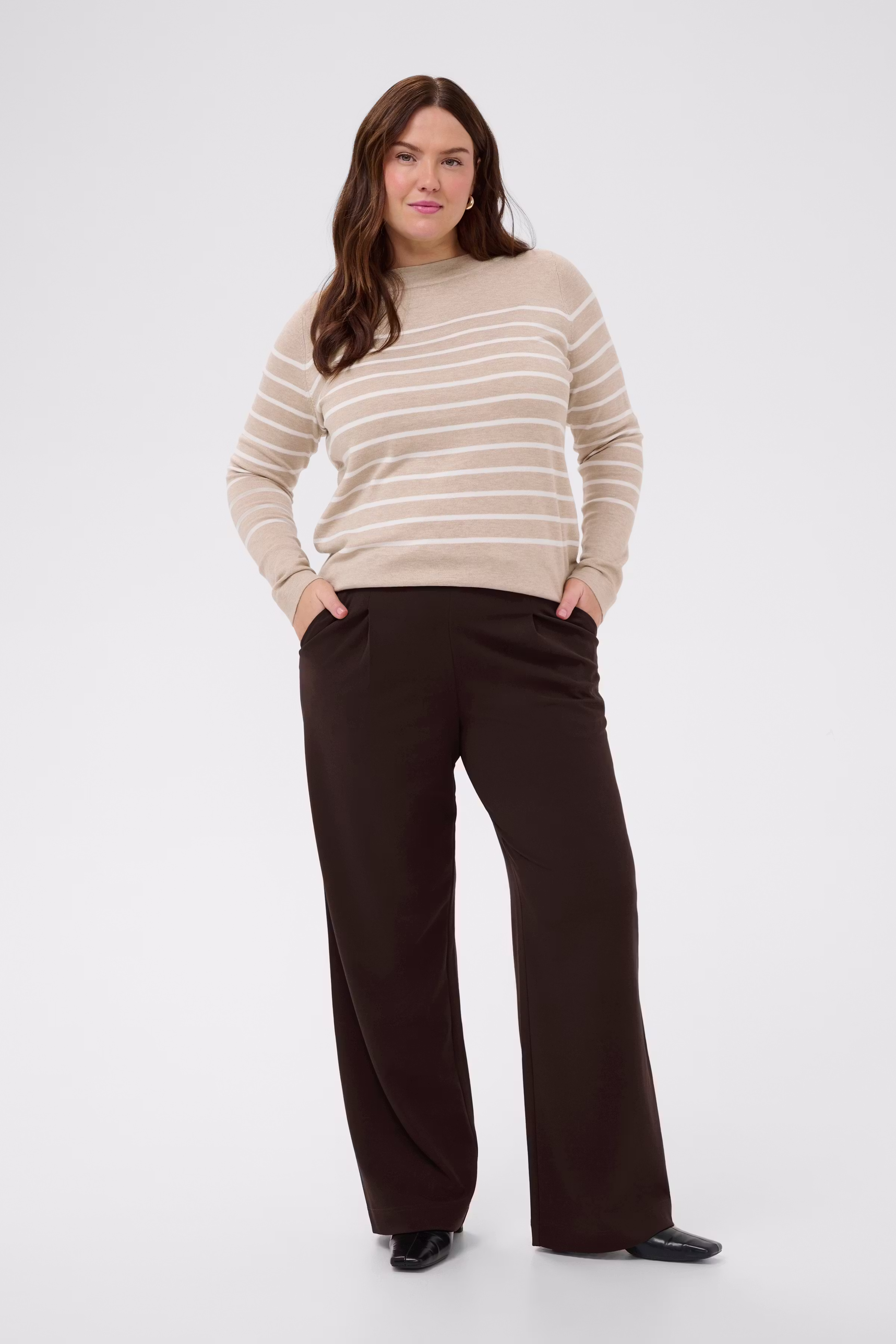 KCpheolo Hose LOOKBOOK FRONT 10584096-190915