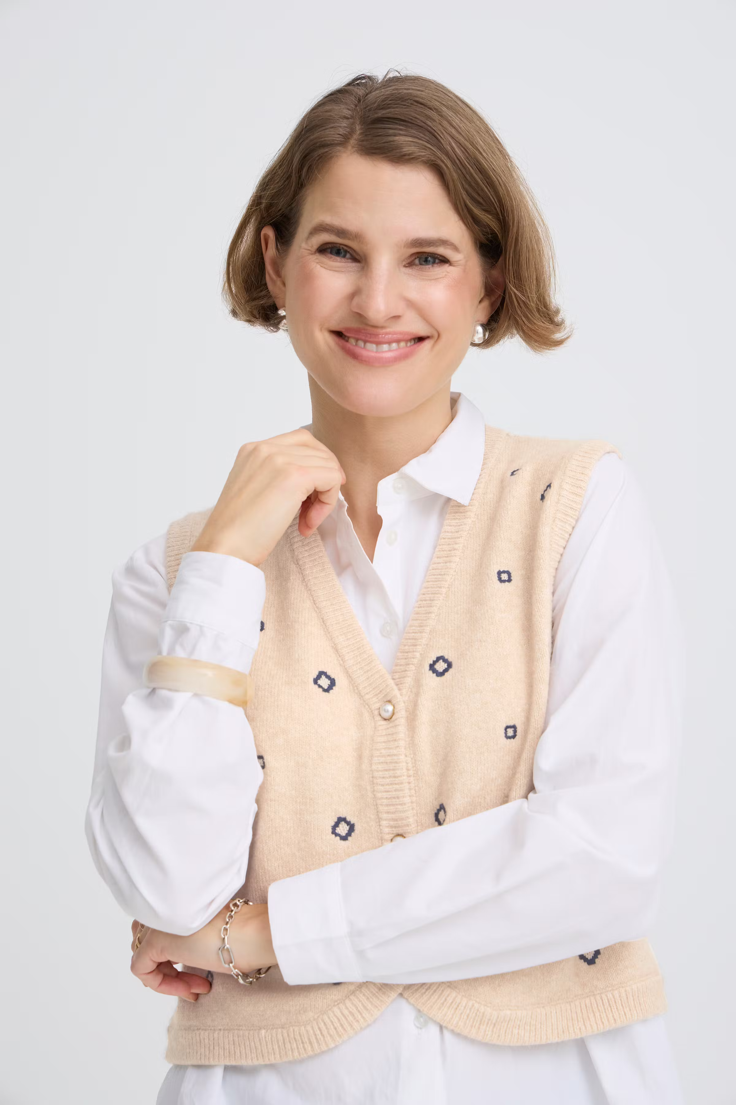 BYNADIKA Weste LOOKBOOK DETAIL 20818487-900003889