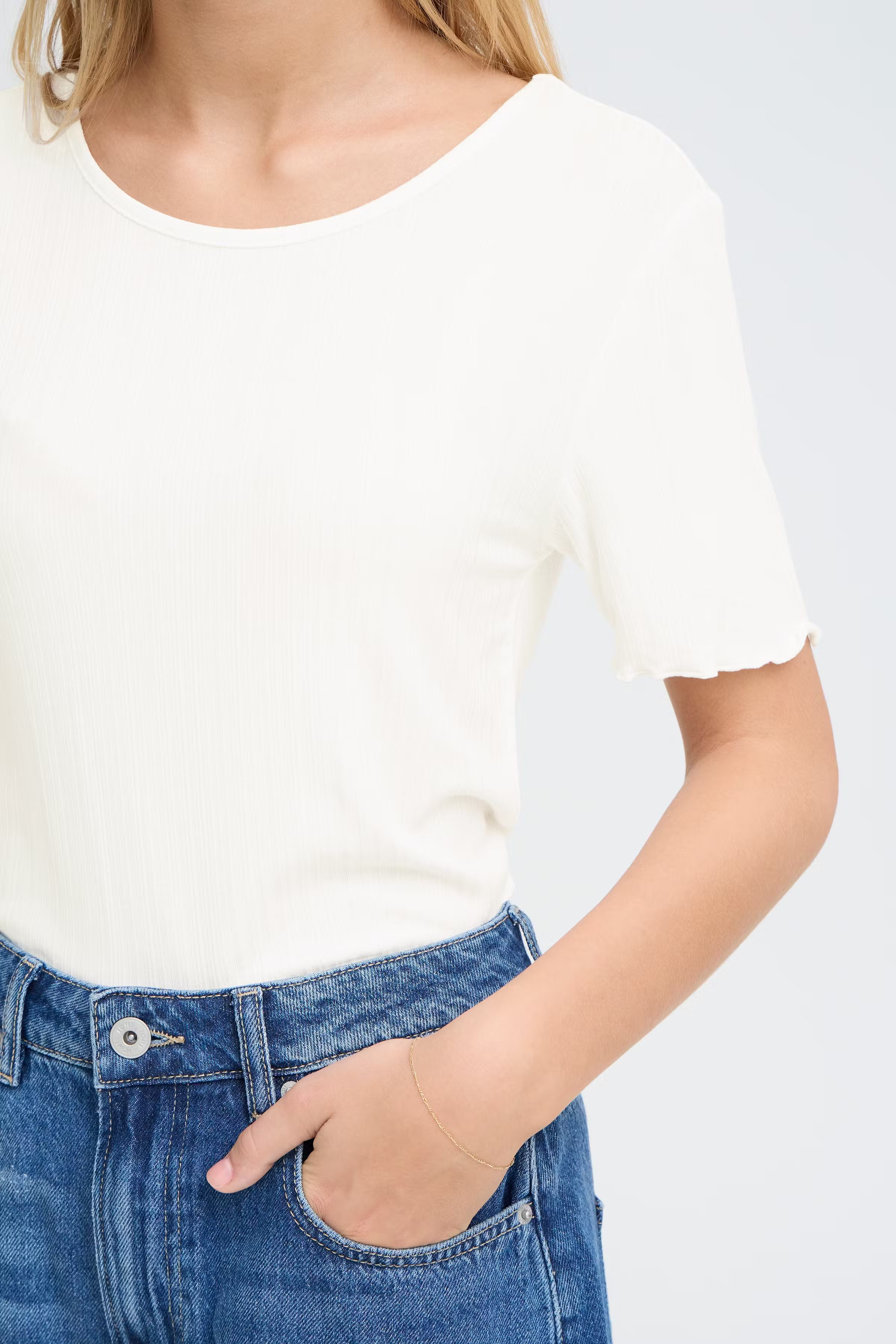 IHCELLA T-shirt LOOKBOOK DETAIL 20122818-114201