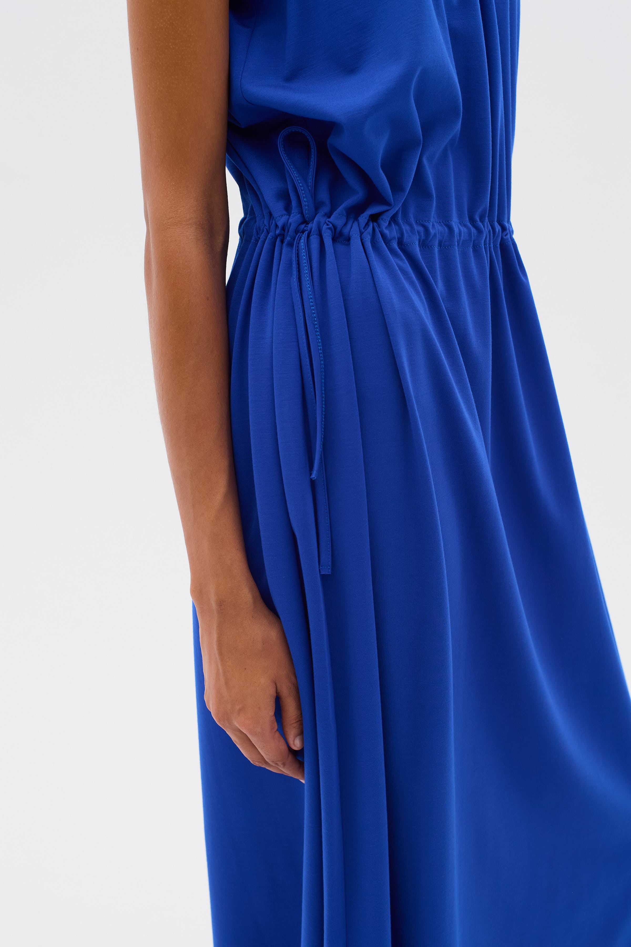 HivieraIW Dress LOOKBOOK DETAIL 30110389-193952